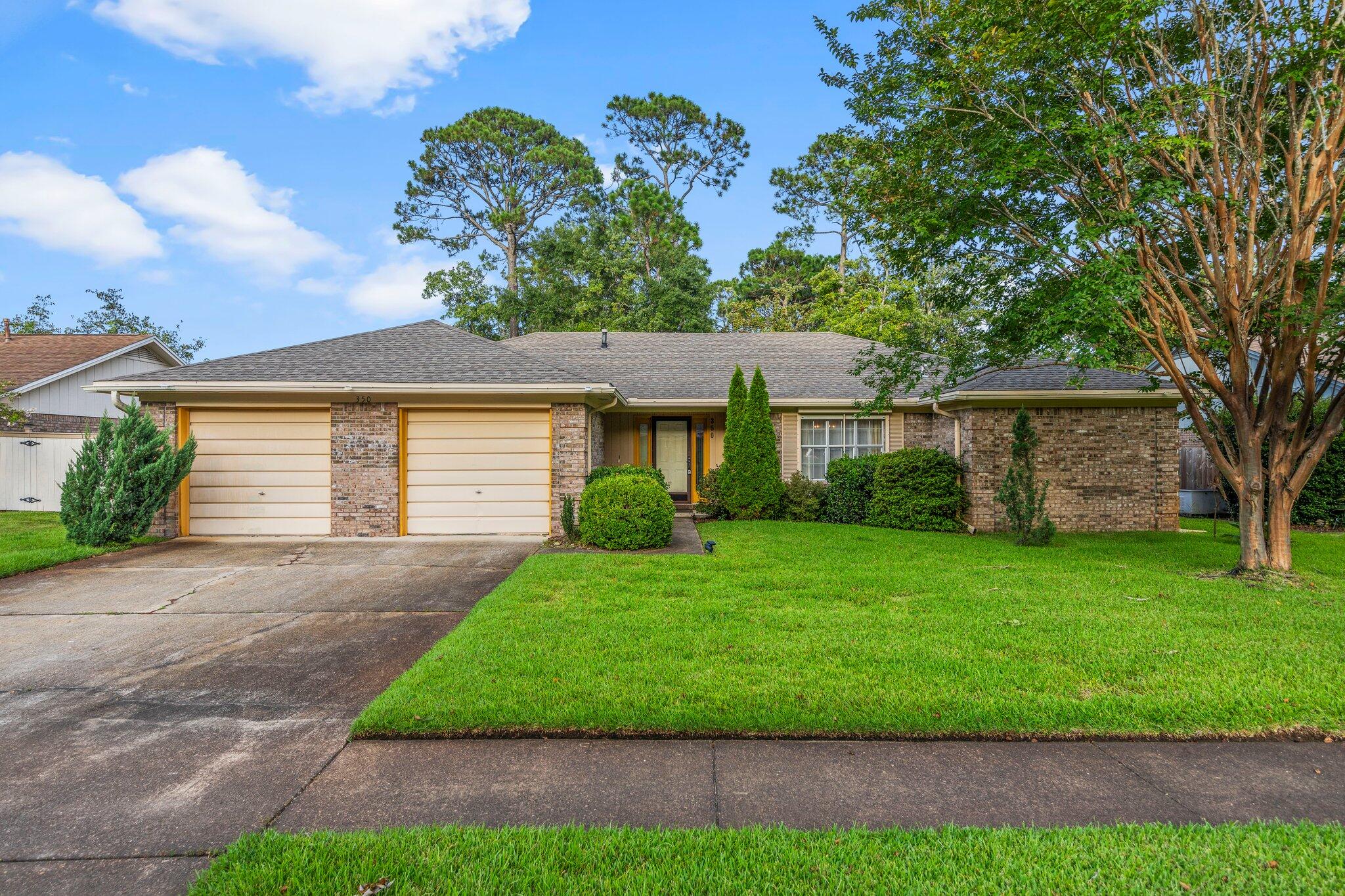 This inviting residence features 3 bedrooms and 2 bathrooms, offering a comfortable and functional living space. The property includes a spacious 1,489 square feet of living area.The home showcases a well-appointed kitchen, a cozy living room, and a dedicated dining area. Enjoy the Florida sunshine in the fenced backyard.Located in a quiet community convenient to multiple bases, this property is close to local schools, parks, and shopping centers. With its appealing features and prime location, 350 Brian Circle is an excellent choice for anyone looking for a welcoming home in Mary Esther.