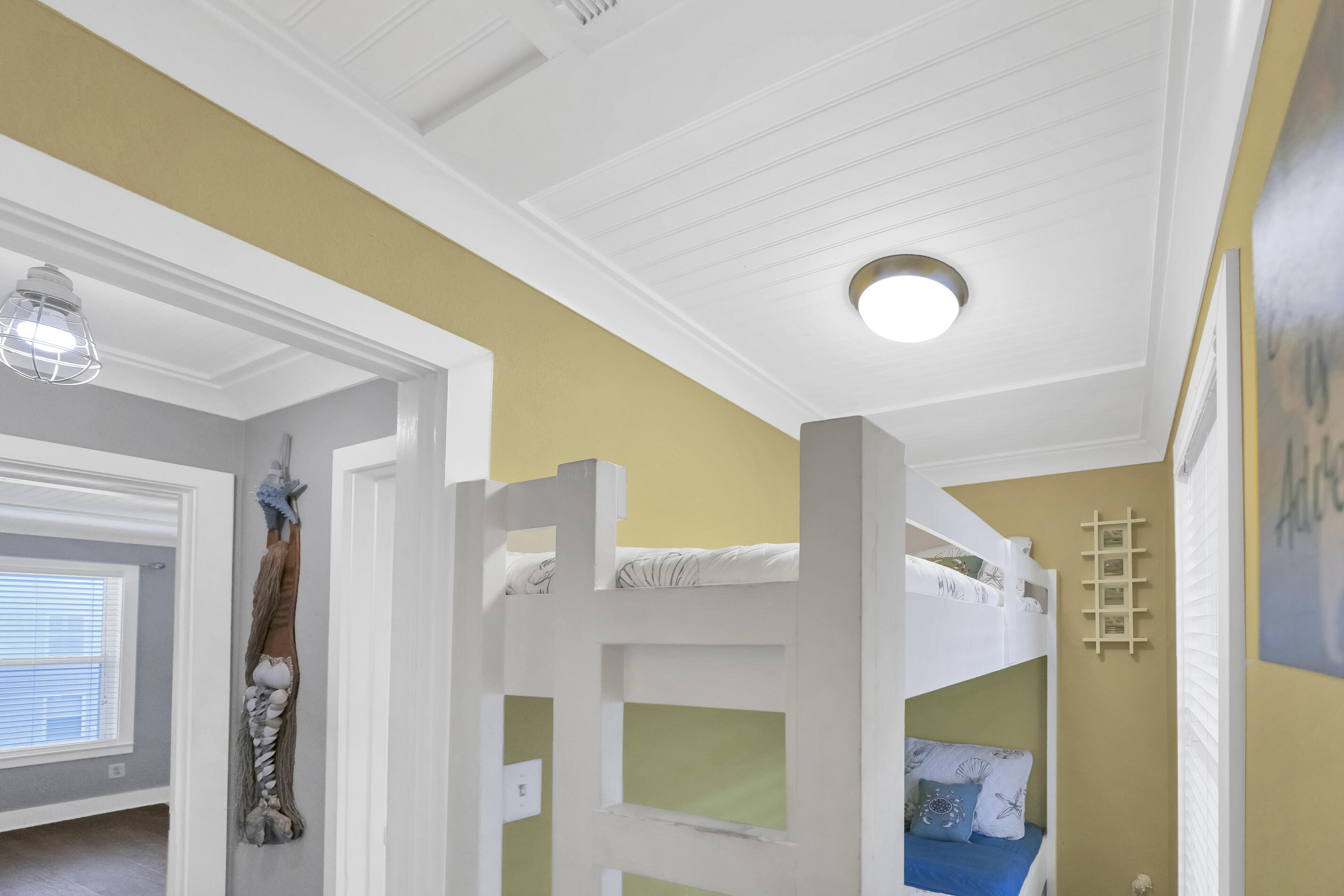 HERMITAGE CONDOMINIUM - Residential