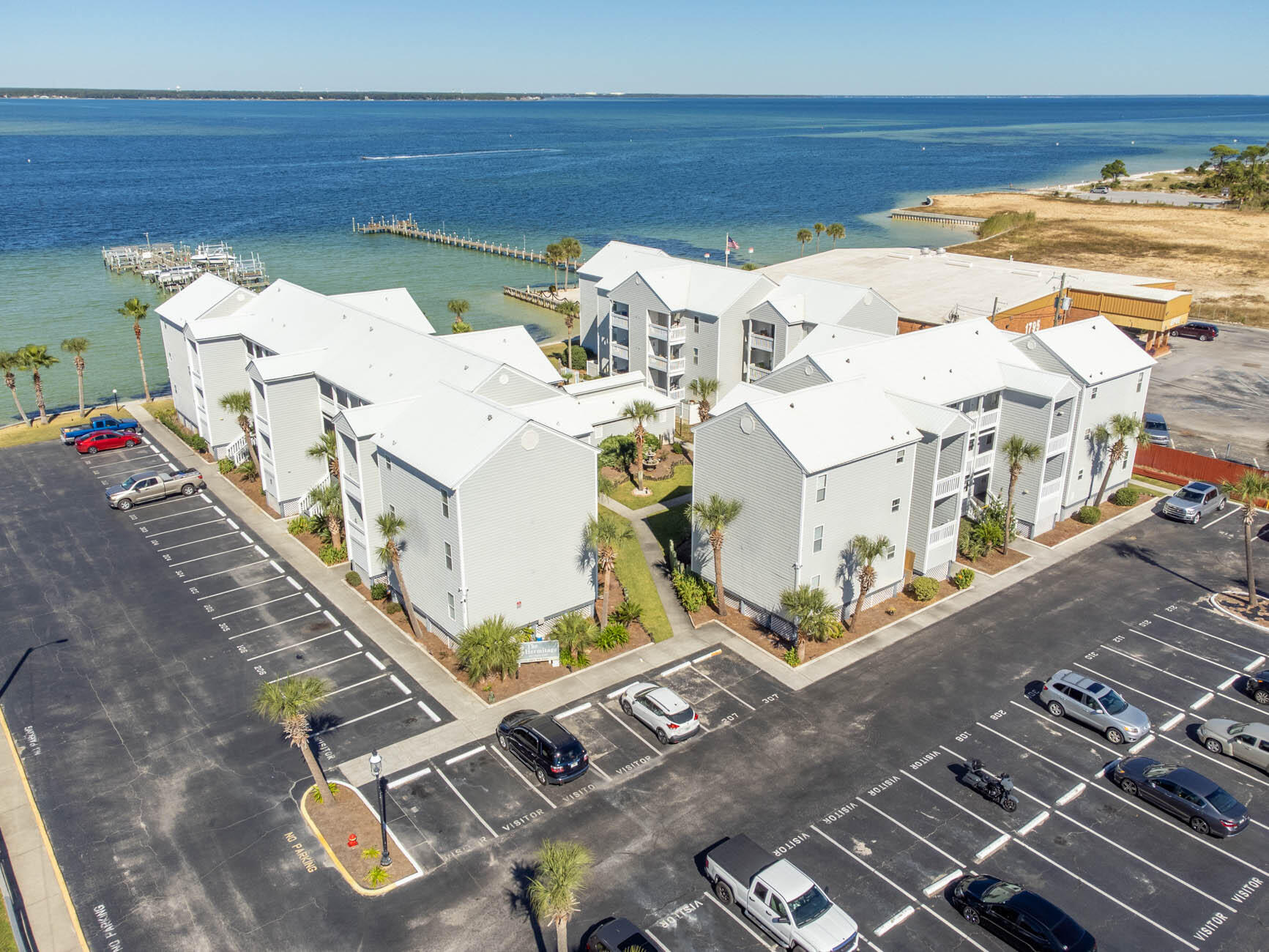 HERMITAGE CONDOMINIUM - Residential