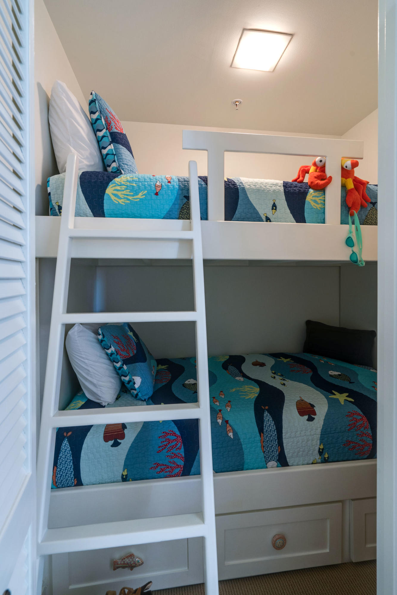 SOUTHWINDS III AT SANDESTIN - Residential