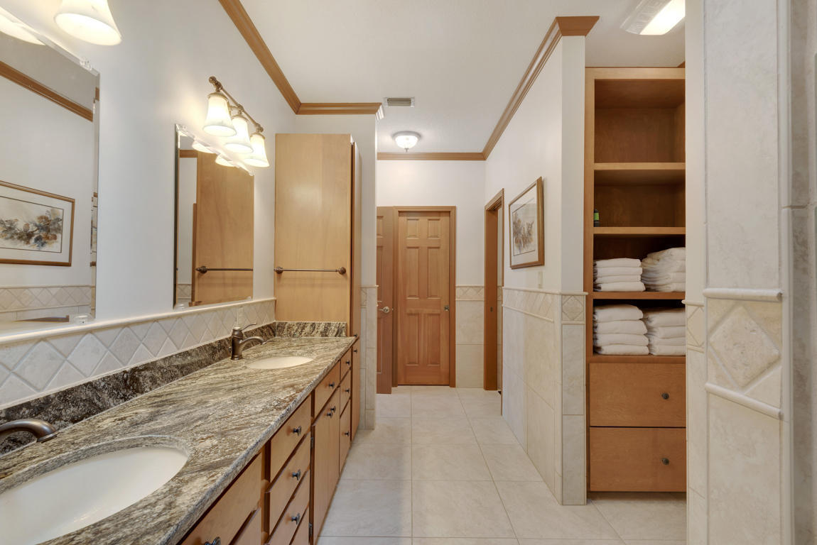 ROCKY BAYOU COUNTRY CLUB ESTATES 1 - Residential