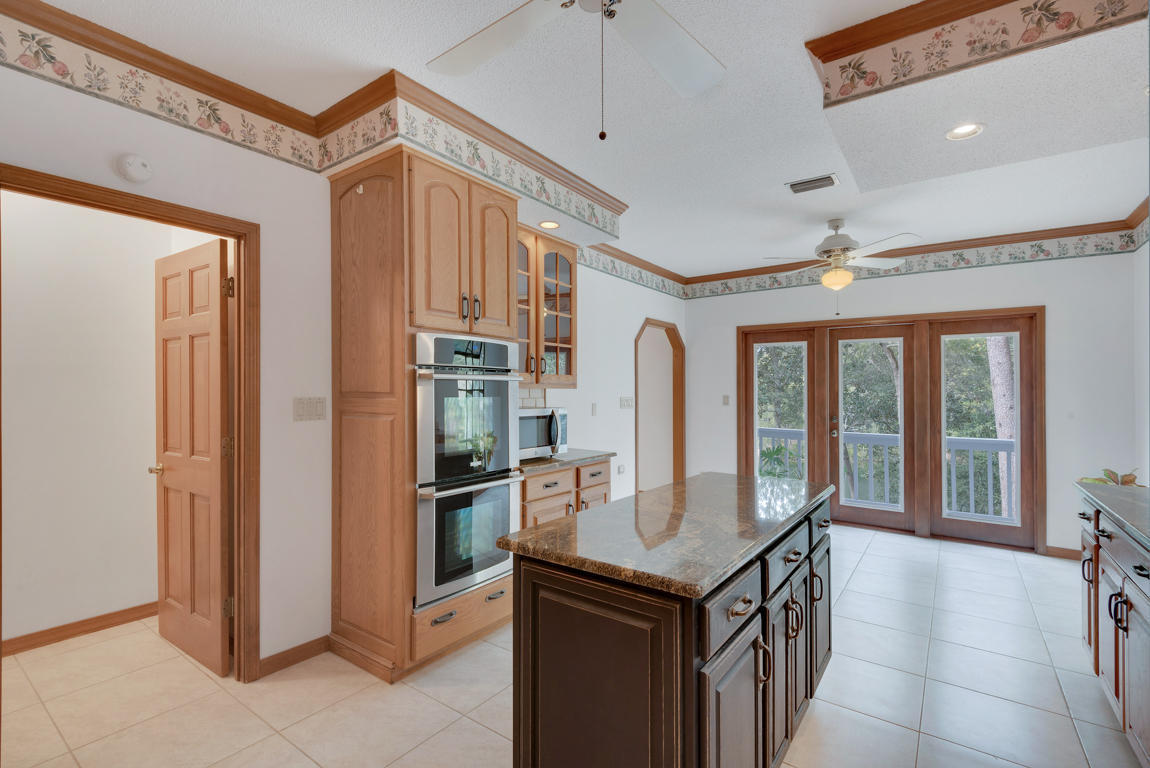 ROCKY BAYOU COUNTRY CLUB ESTATES 1 - Residential