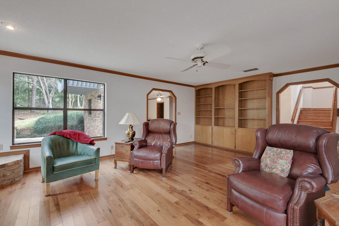 ROCKY BAYOU COUNTRY CLUB ESTATES 1 - Residential