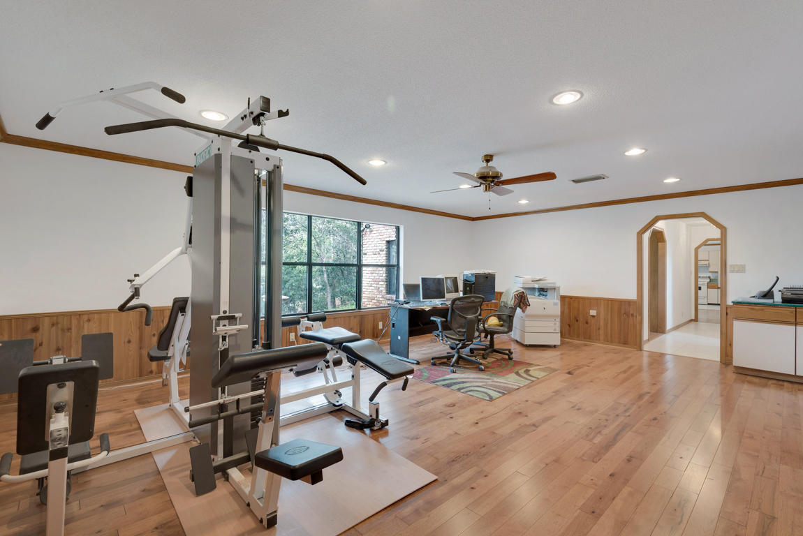 ROCKY BAYOU COUNTRY CLUB ESTATES 1 - Residential