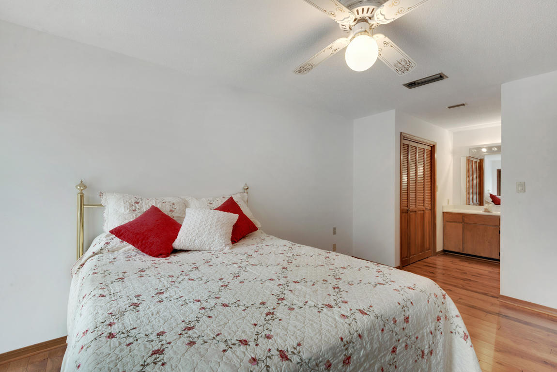 ROCKY BAYOU COUNTRY CLUB ESTATES 1 - Residential