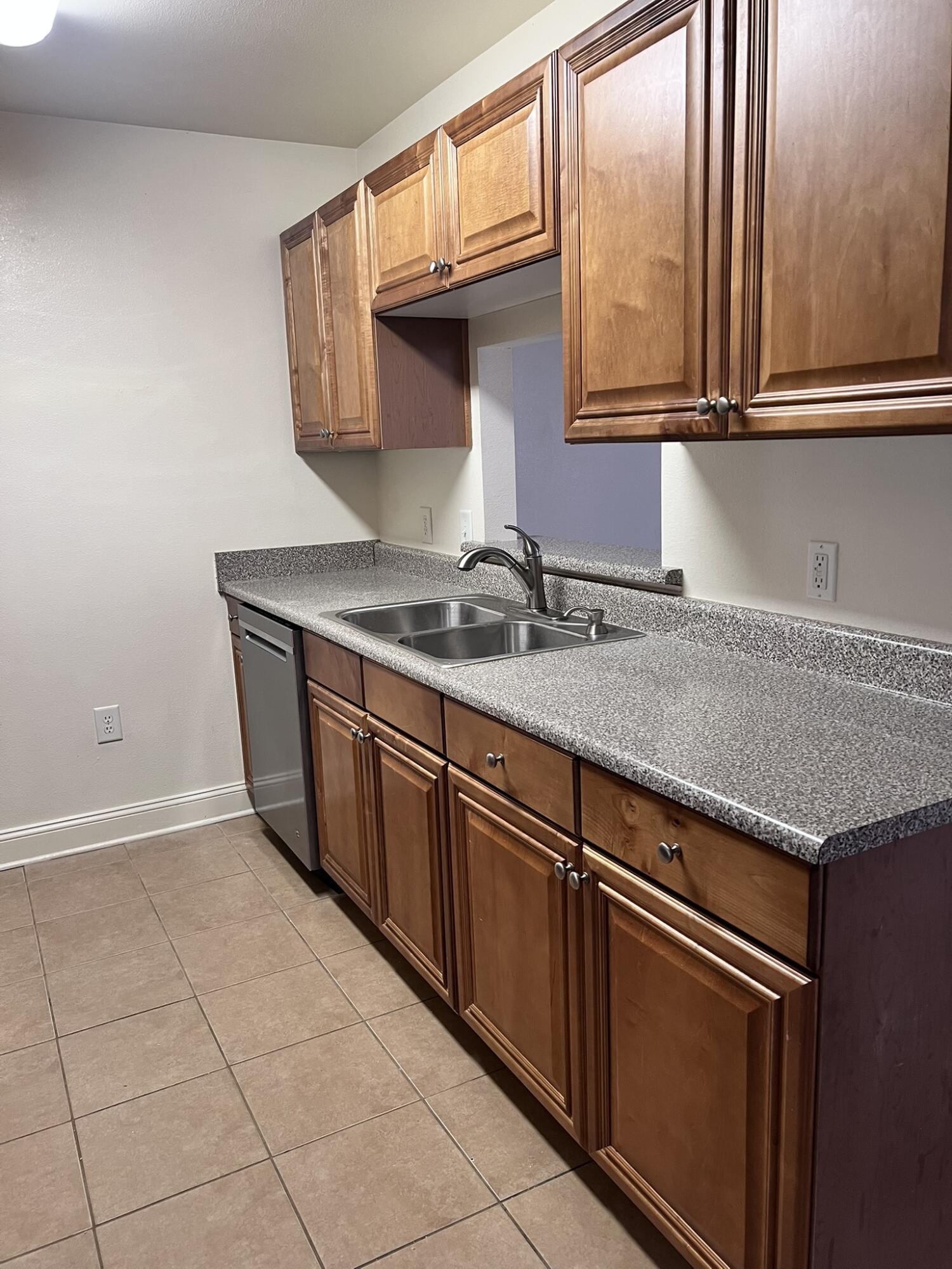 EAGLES LANDING S/D - Residential Lease