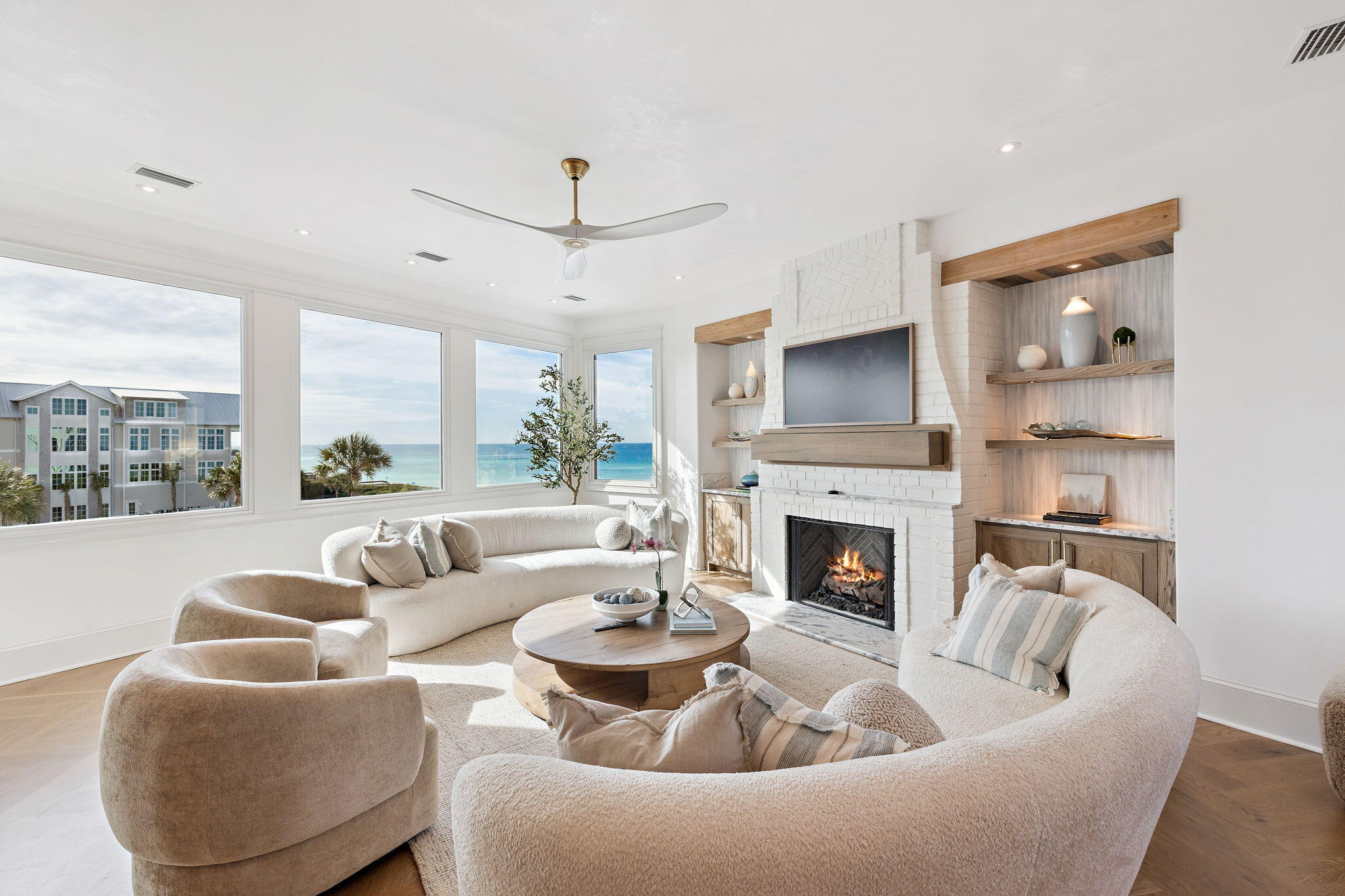31 Seawalk Circle