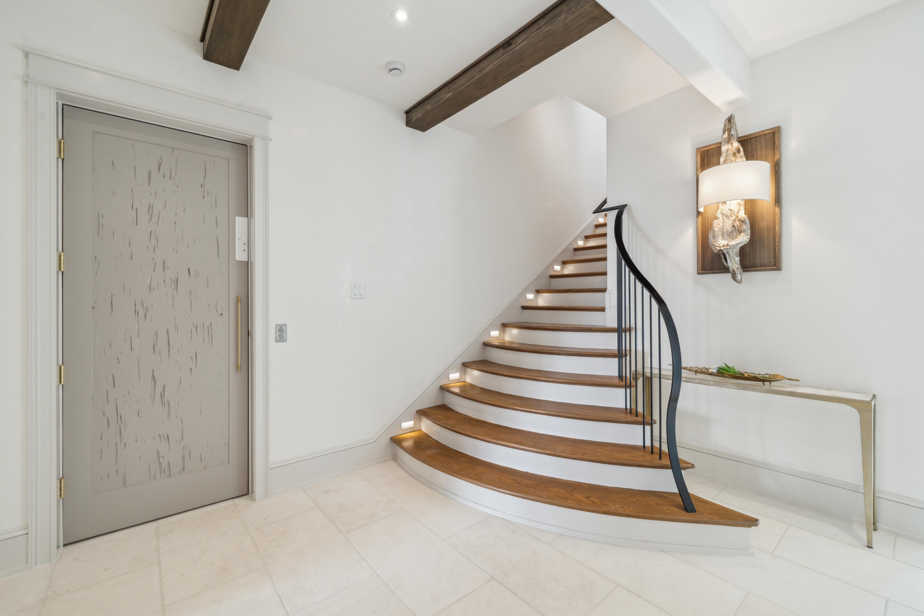 Seawalk Circle - Residential