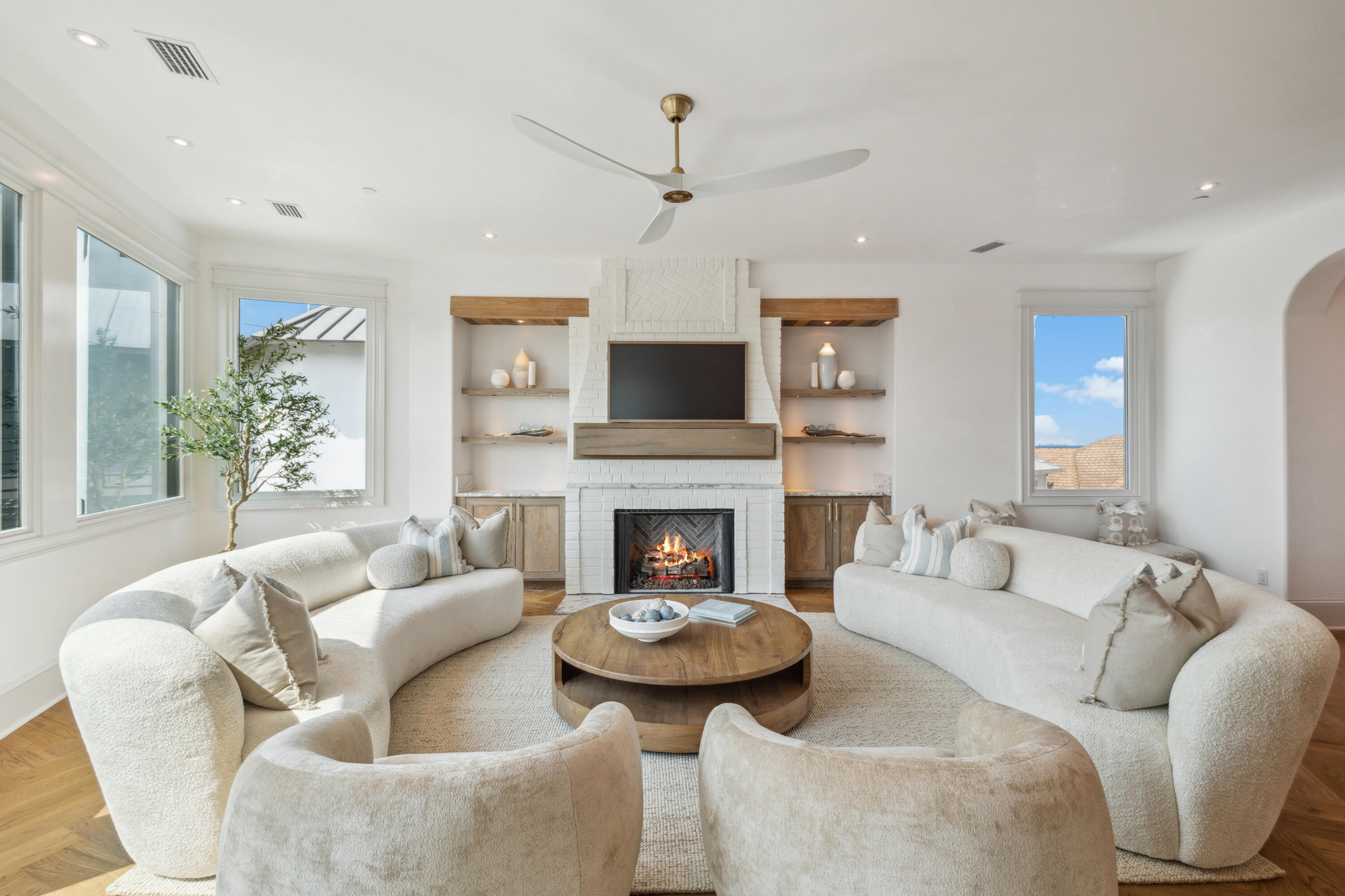 Seawalk Circle - Residential