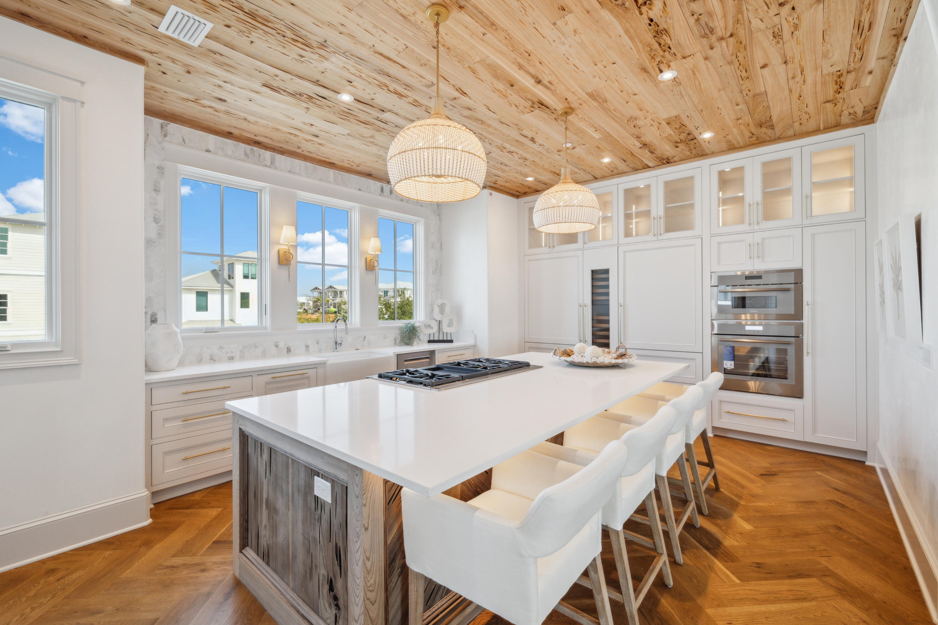 Seawalk Circle - Residential