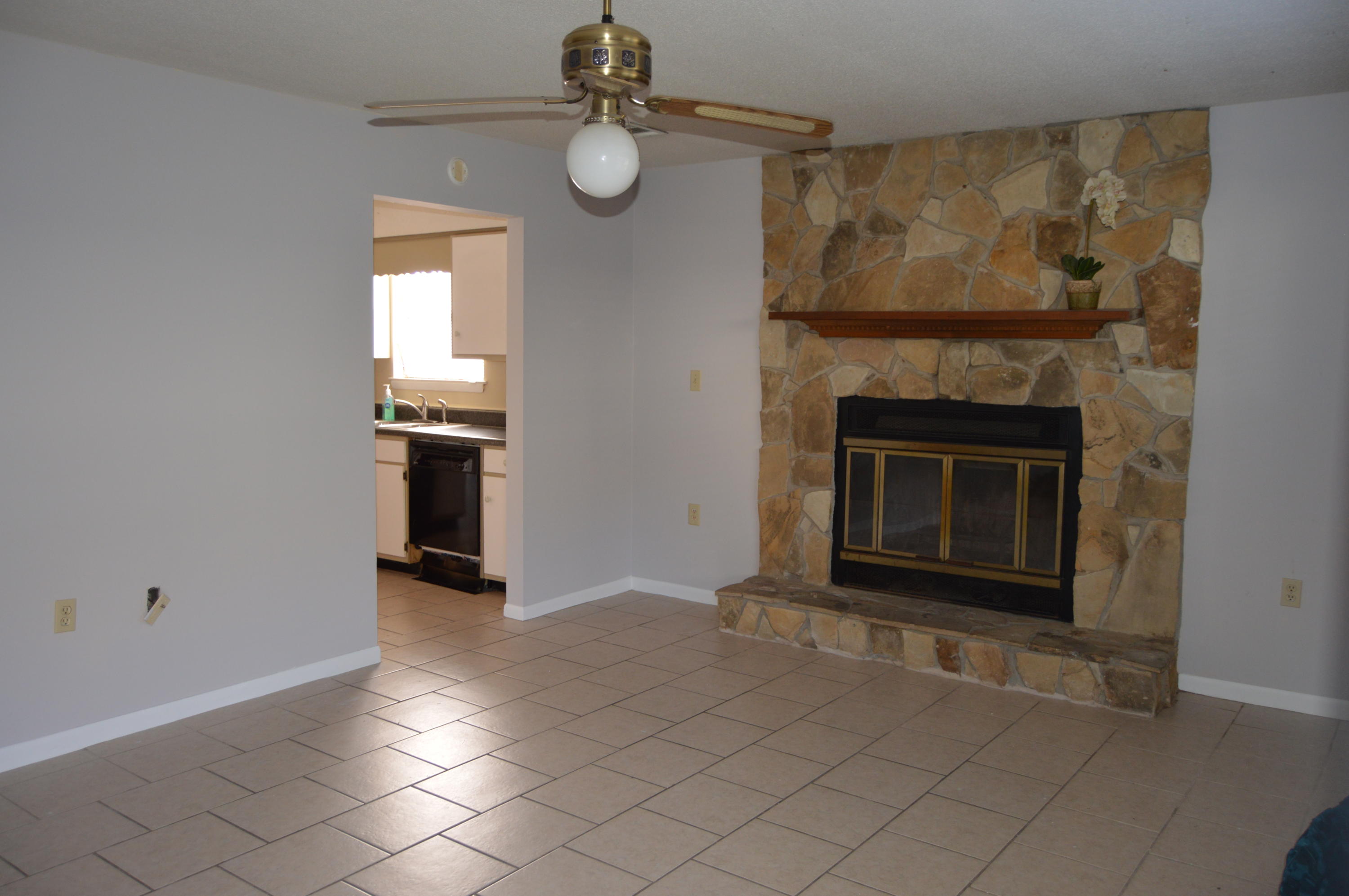 SHANGRA WOODS 1ST ADDN - Residential