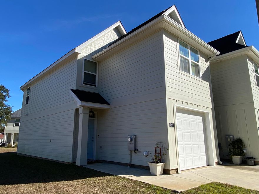 Like new Townhome built in 2022. 1537 Square foot 3 bedroom 2.5 bathrooms. Upgraded kitchen with Quartz counter tops, tiled backsplash, shaker cabinets, stainless steel appliances, soft close drawers and cabinets! Coretec Vinyl Plank Flooring through the bottom floor and upstairs. Living Room Pre-wired for surround sound system, as well as rear covered porch (17'x6').  Upstairs boasts large bedrooms. Master Bedroom 13'x17'! Master Bathroom has a tiled shower with  glass door! Smart Home features include Nest Thermostat, hybrid water heater, and alarm panel with video doorbell! Monthly assoc fee currently includes termite bond with Bryan Pest Control.  Buyer to verify all important information deemed necessary.