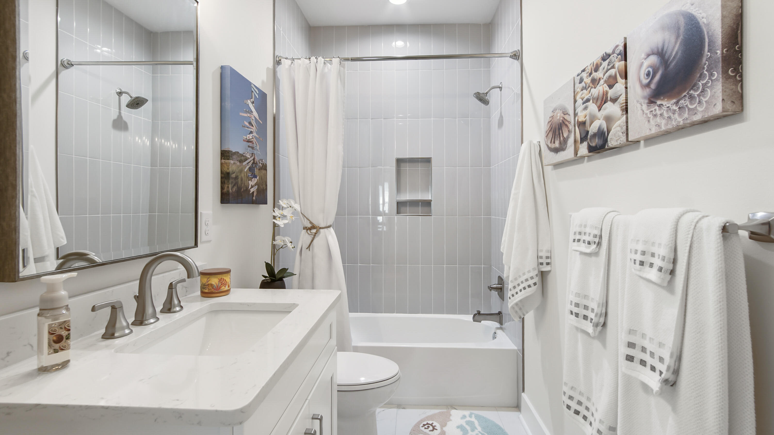 MAGNOLIA BEACH - Residential