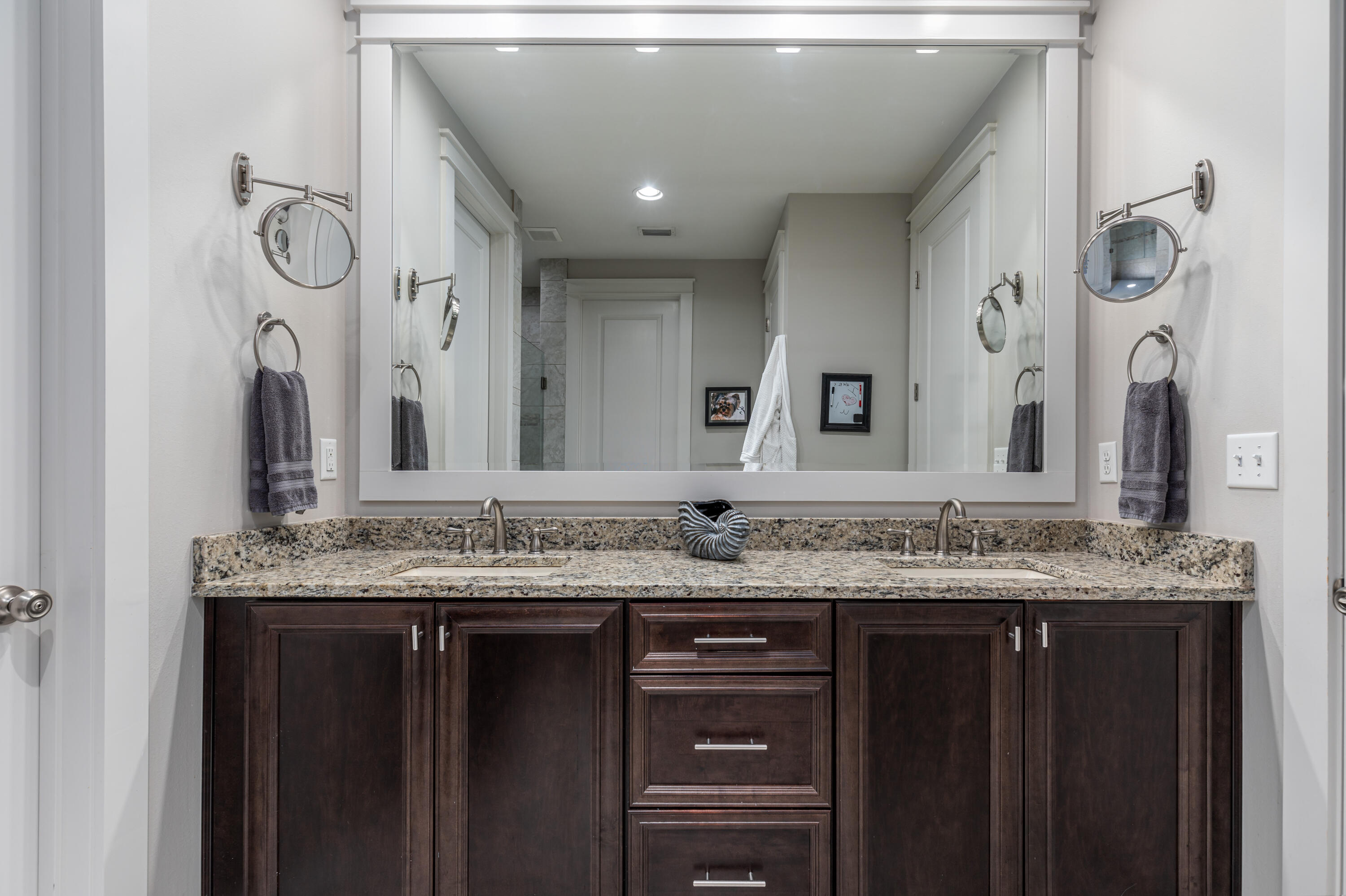 CARSON OAKS - Residential