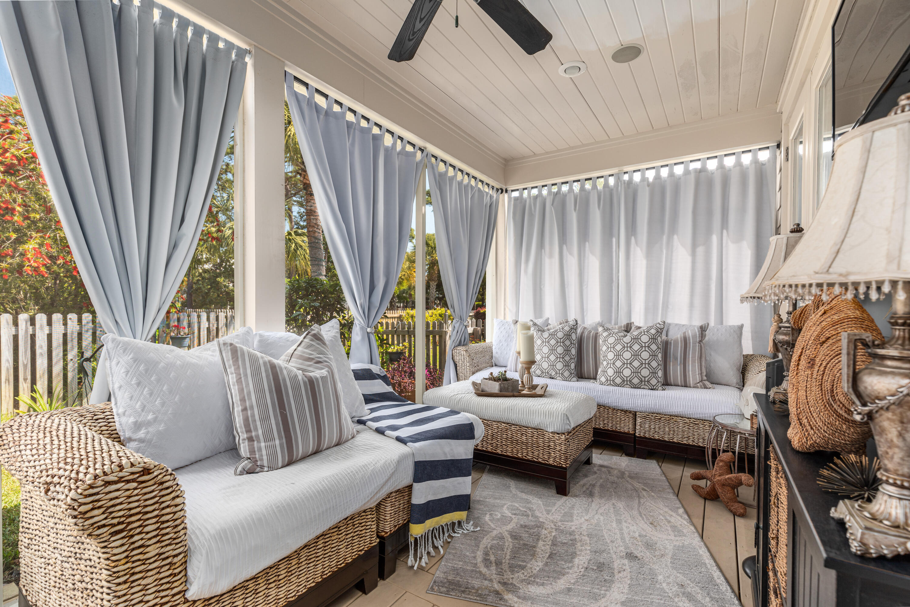 CARSON OAKS - Residential