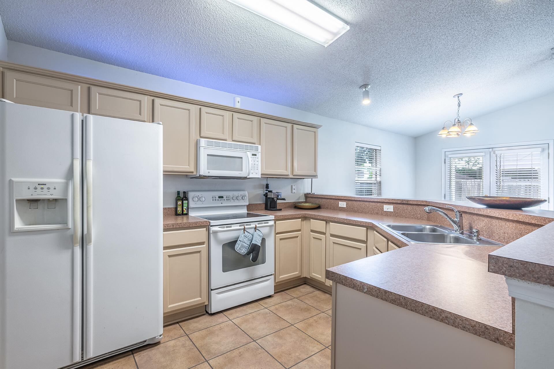 REDSTONE ESTATES - Residential