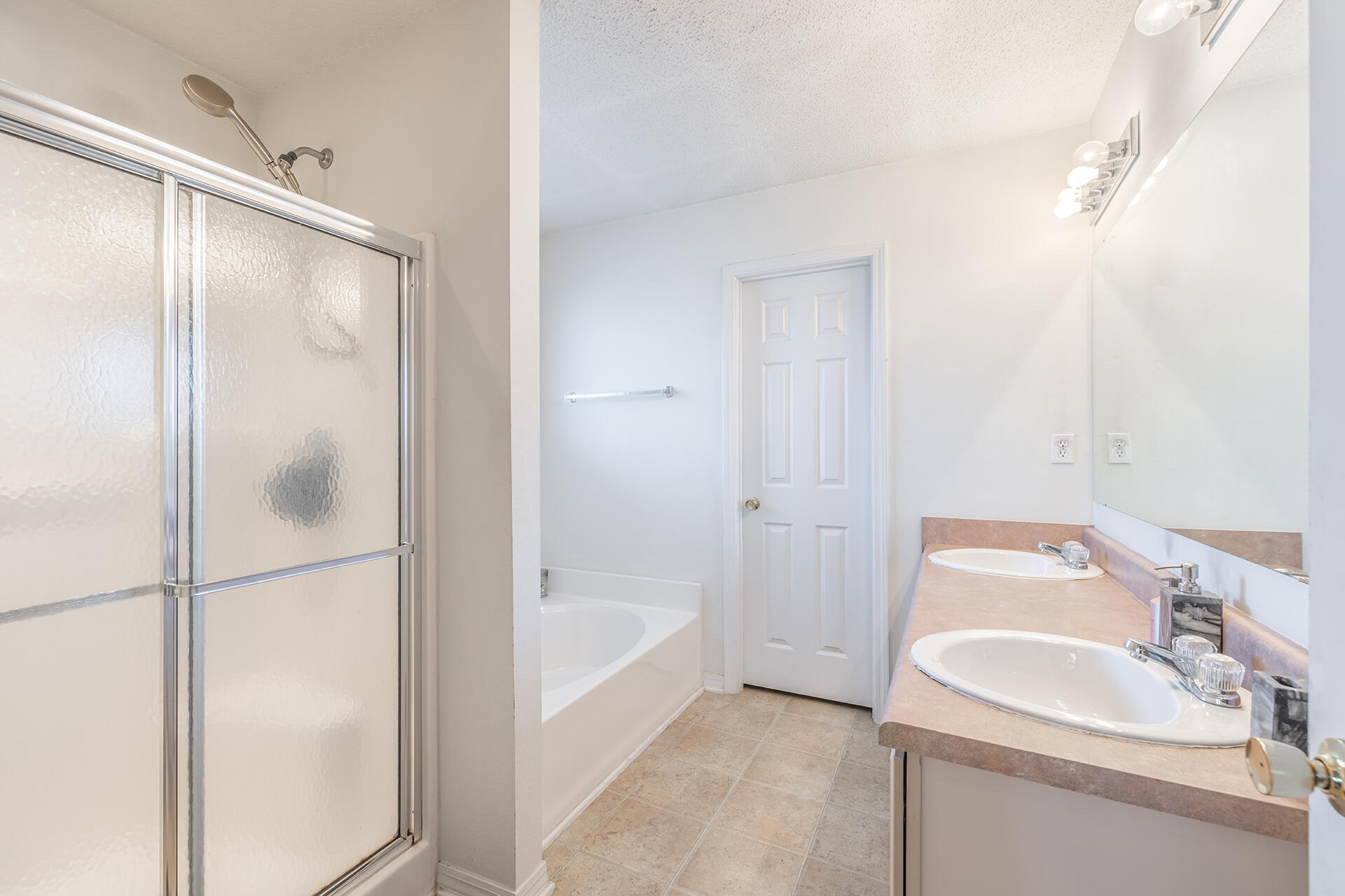 REDSTONE ESTATES - Residential