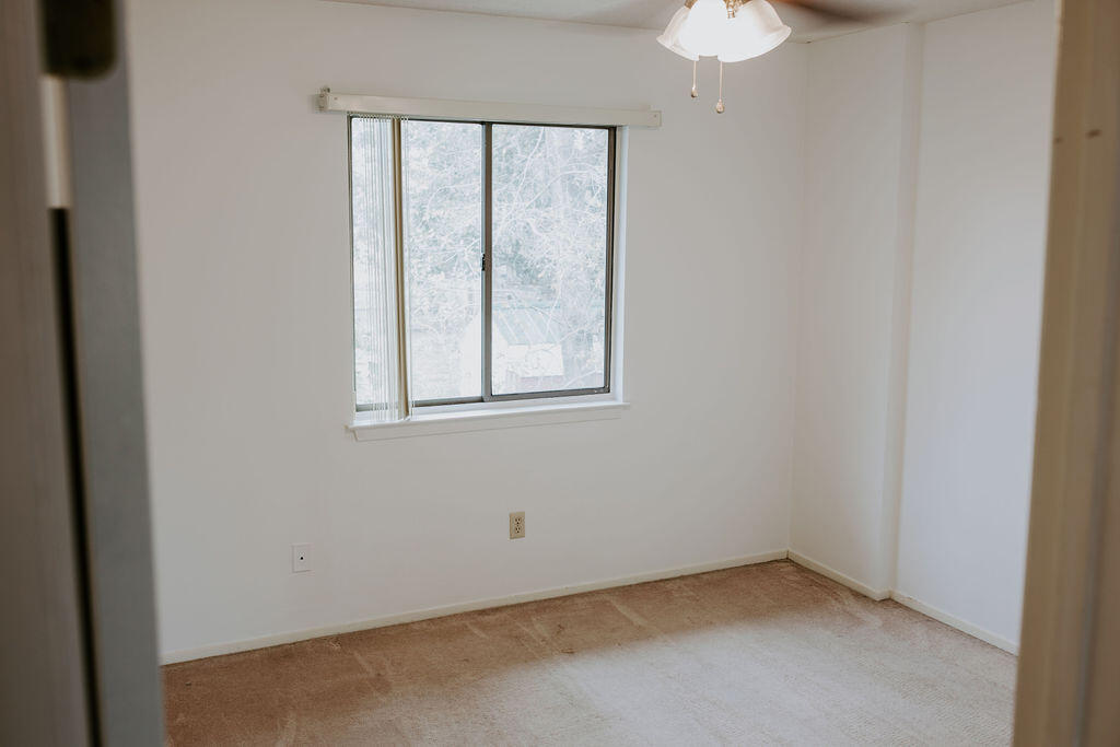 FT WALTON S0UTH-INTR (331004.00) - Residential