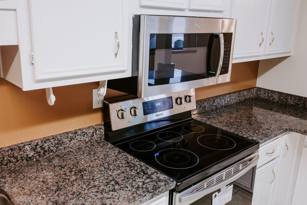 FT WALTON S0UTH-INTR (331004.00) - Residential