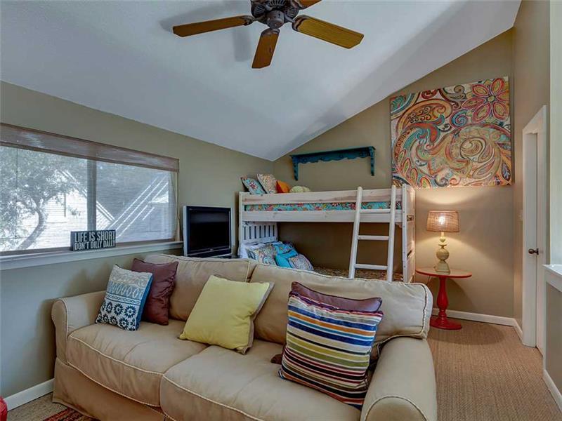 HIDDEN DUNES BEACH COTTAGES 2 - Residential