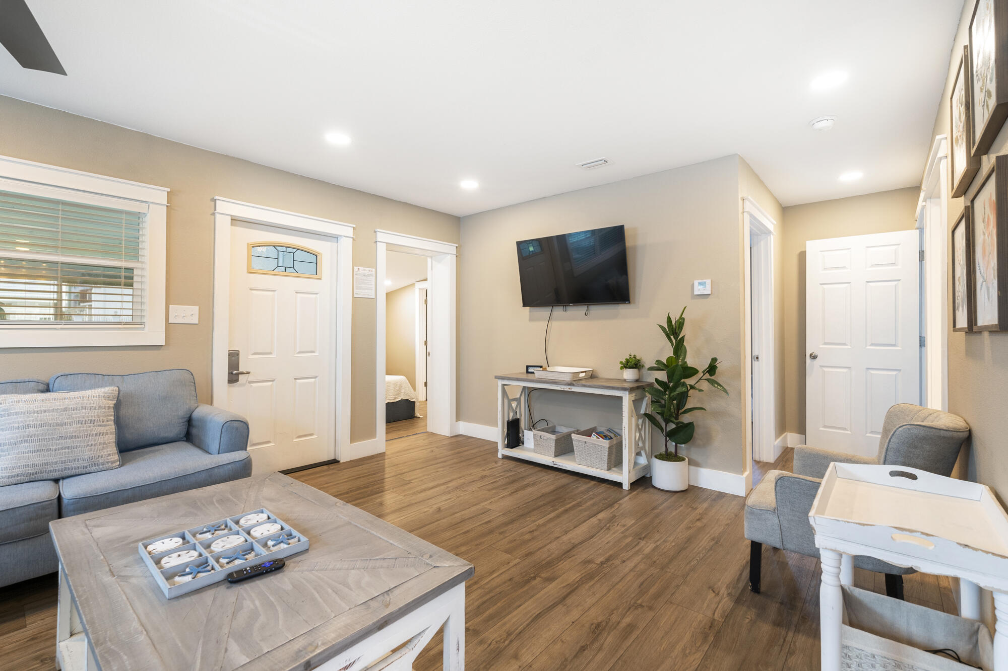 KISKA BEACH 1ST ADDN - Residential