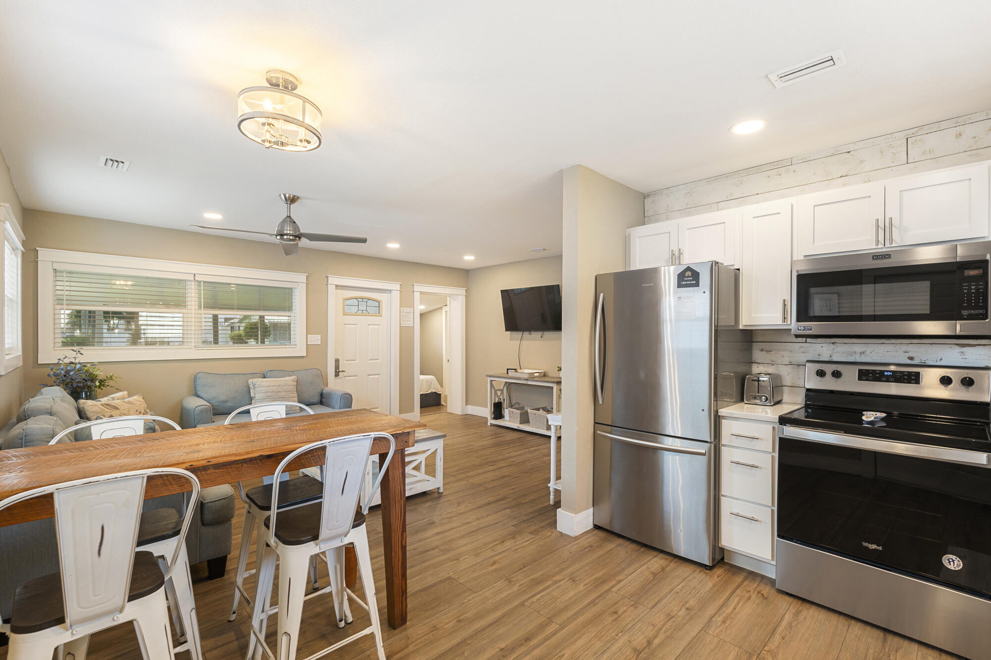 KISKA BEACH 1ST ADDN - Residential