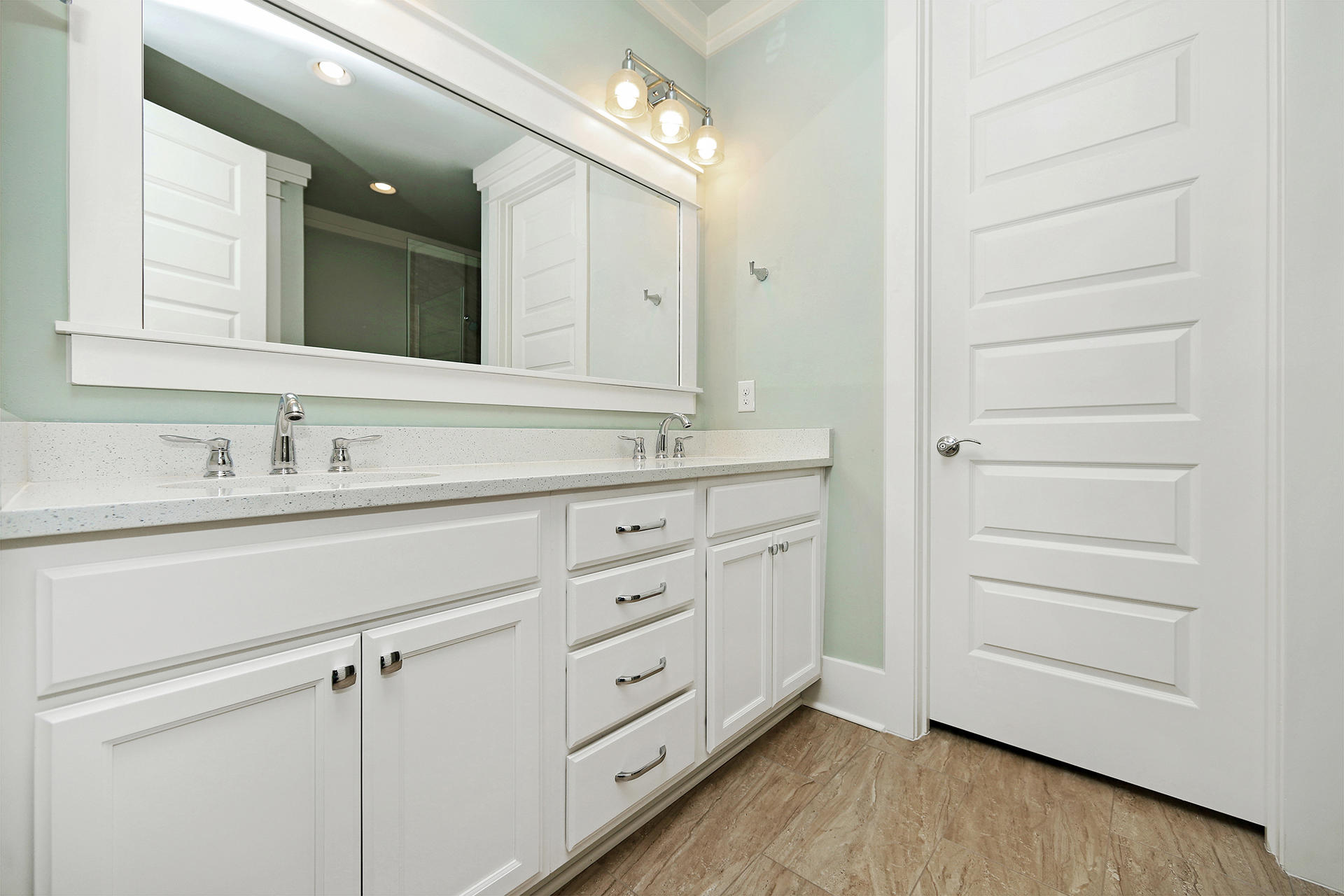 HIDDEN PALMS - Residential