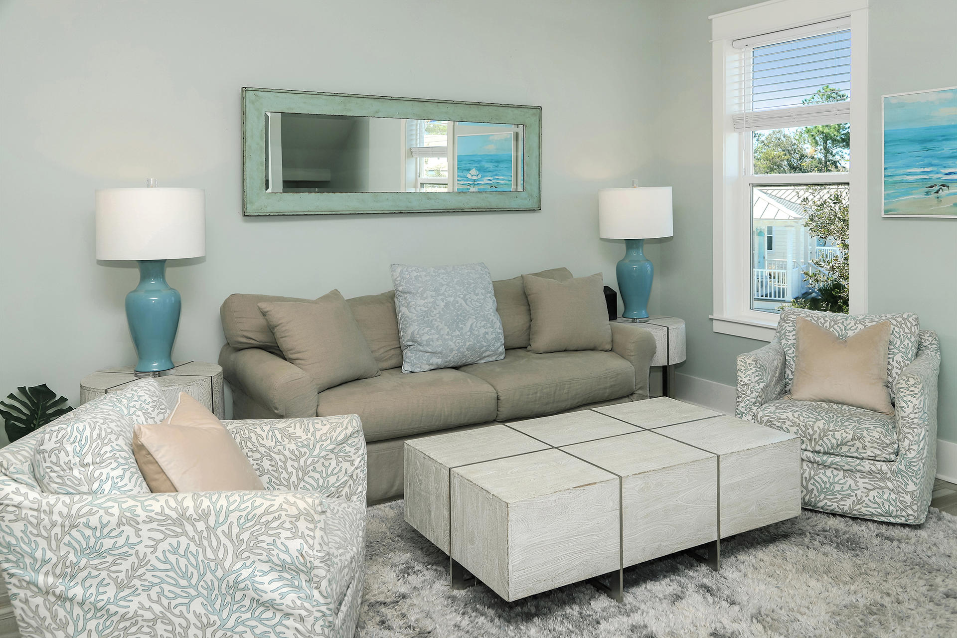 HIDDEN PALMS - Residential