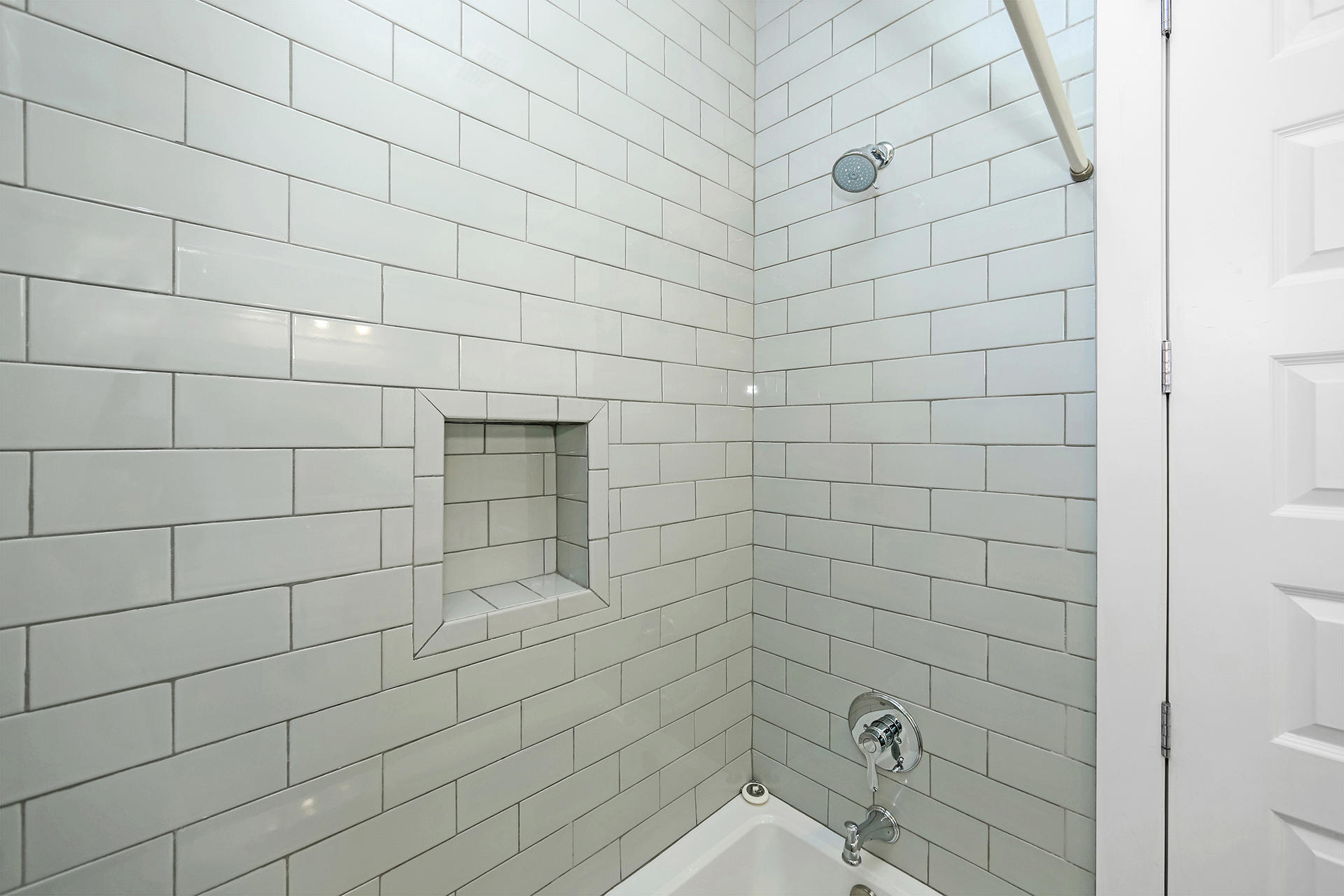 HIDDEN PALMS - Residential