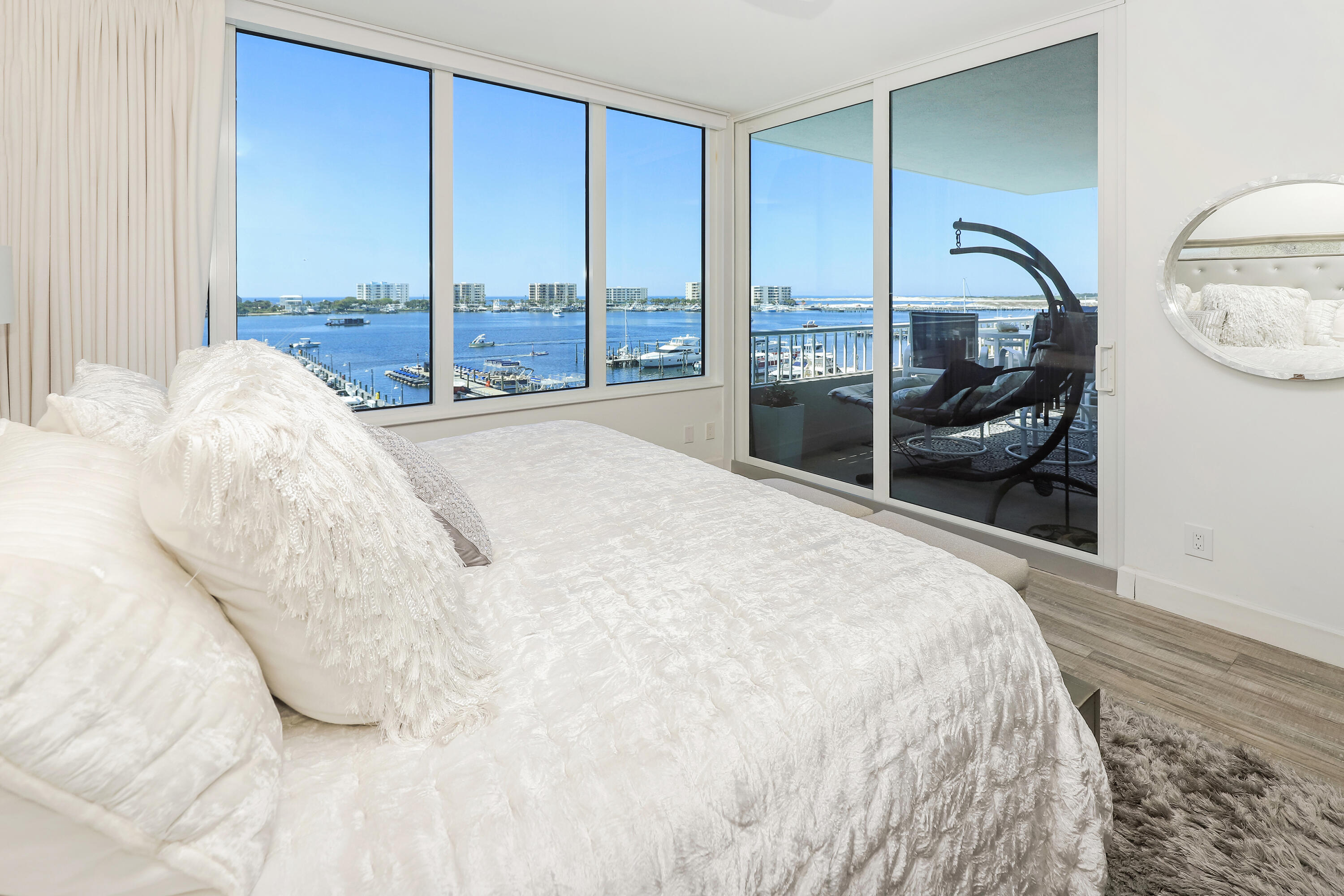 DESTIN YACHT CLUB - Residential