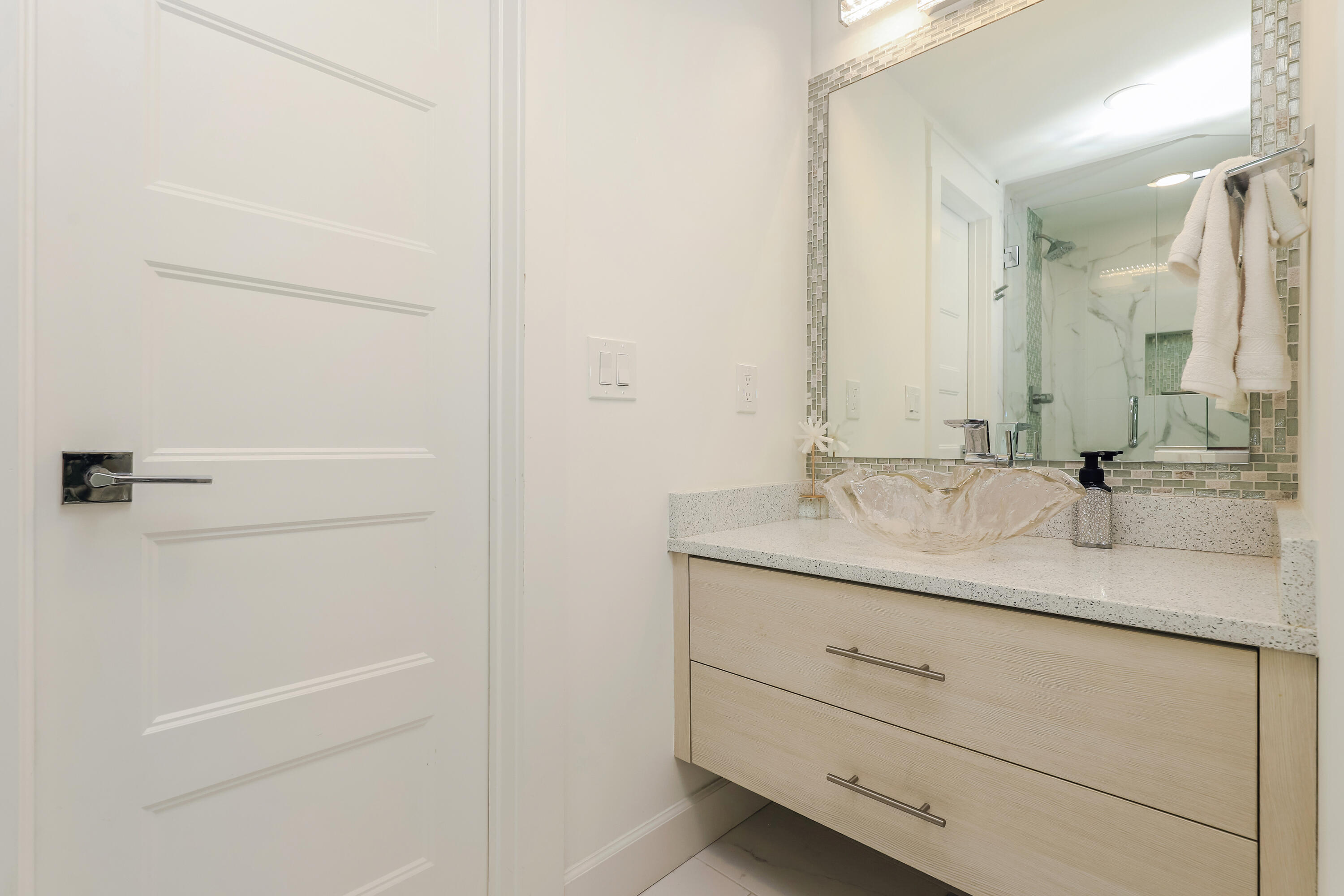 DESTIN YACHT CLUB - Residential