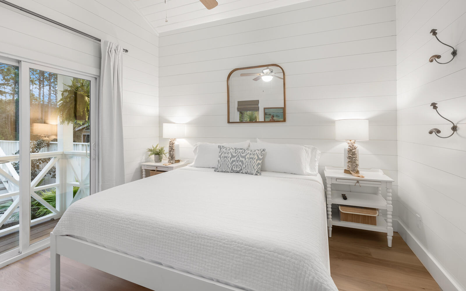 GULF SHORE MANOR - Residential