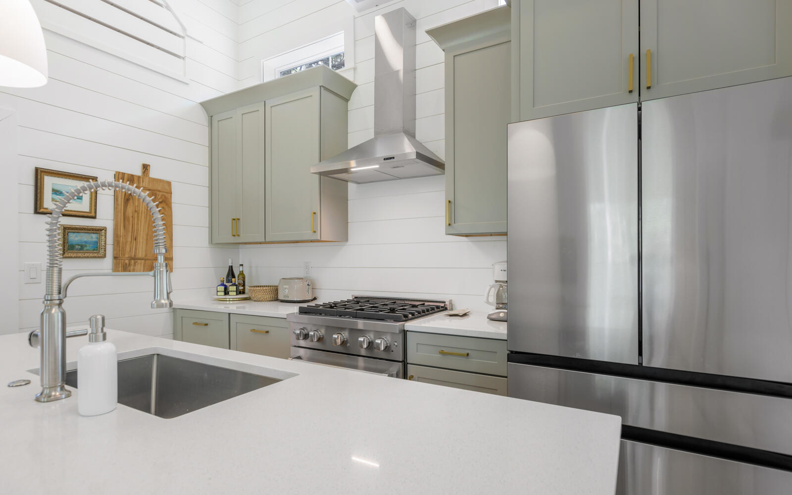 GULF SHORE MANOR - Residential