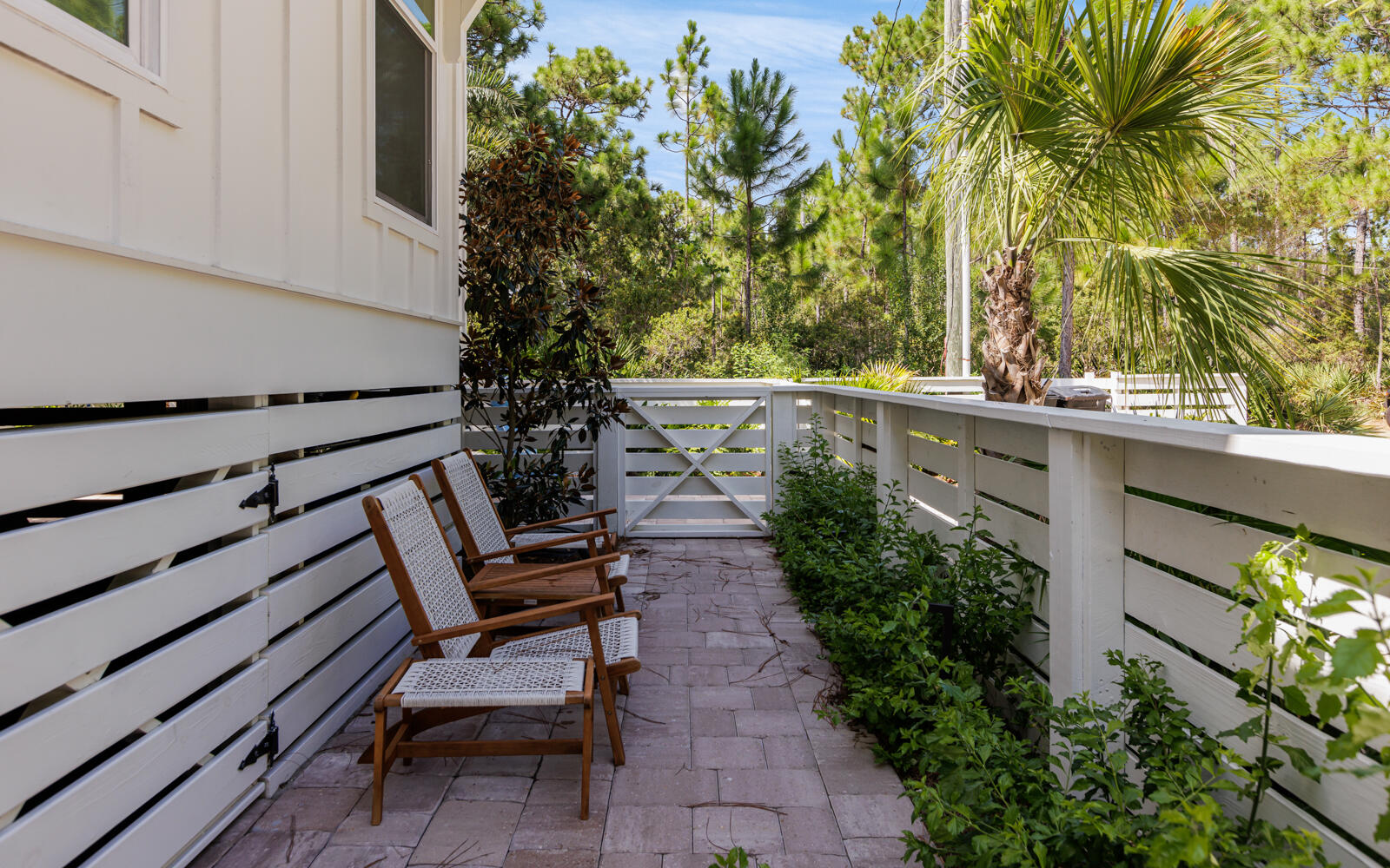 GULF SHORE MANOR - Residential