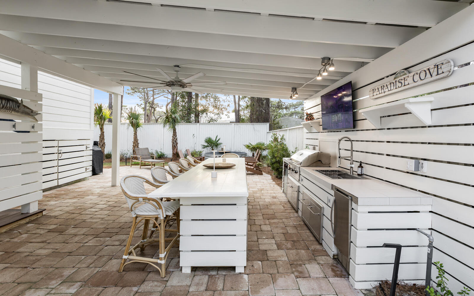 GULF SHORE MANOR - Residential