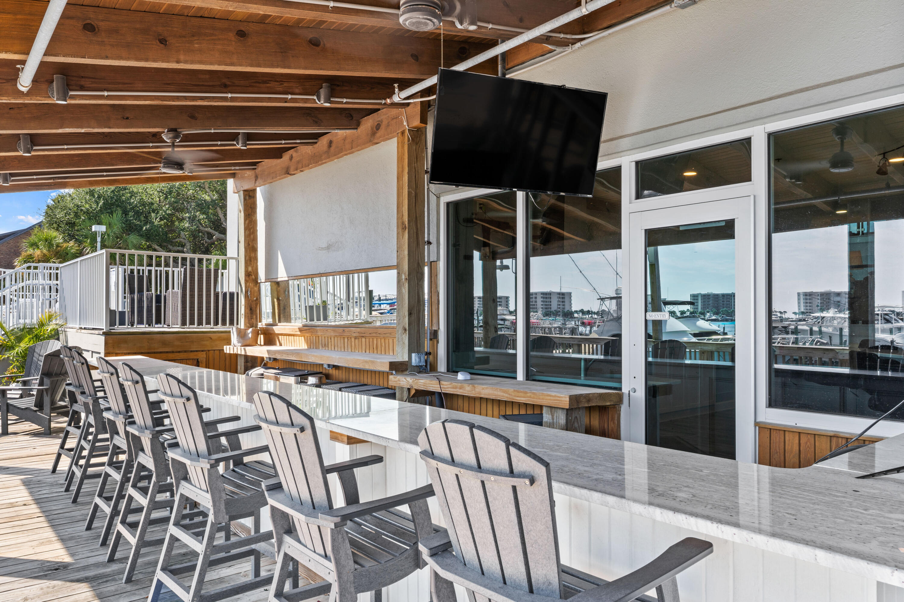 DESTIN YACHT CLUB - Residential