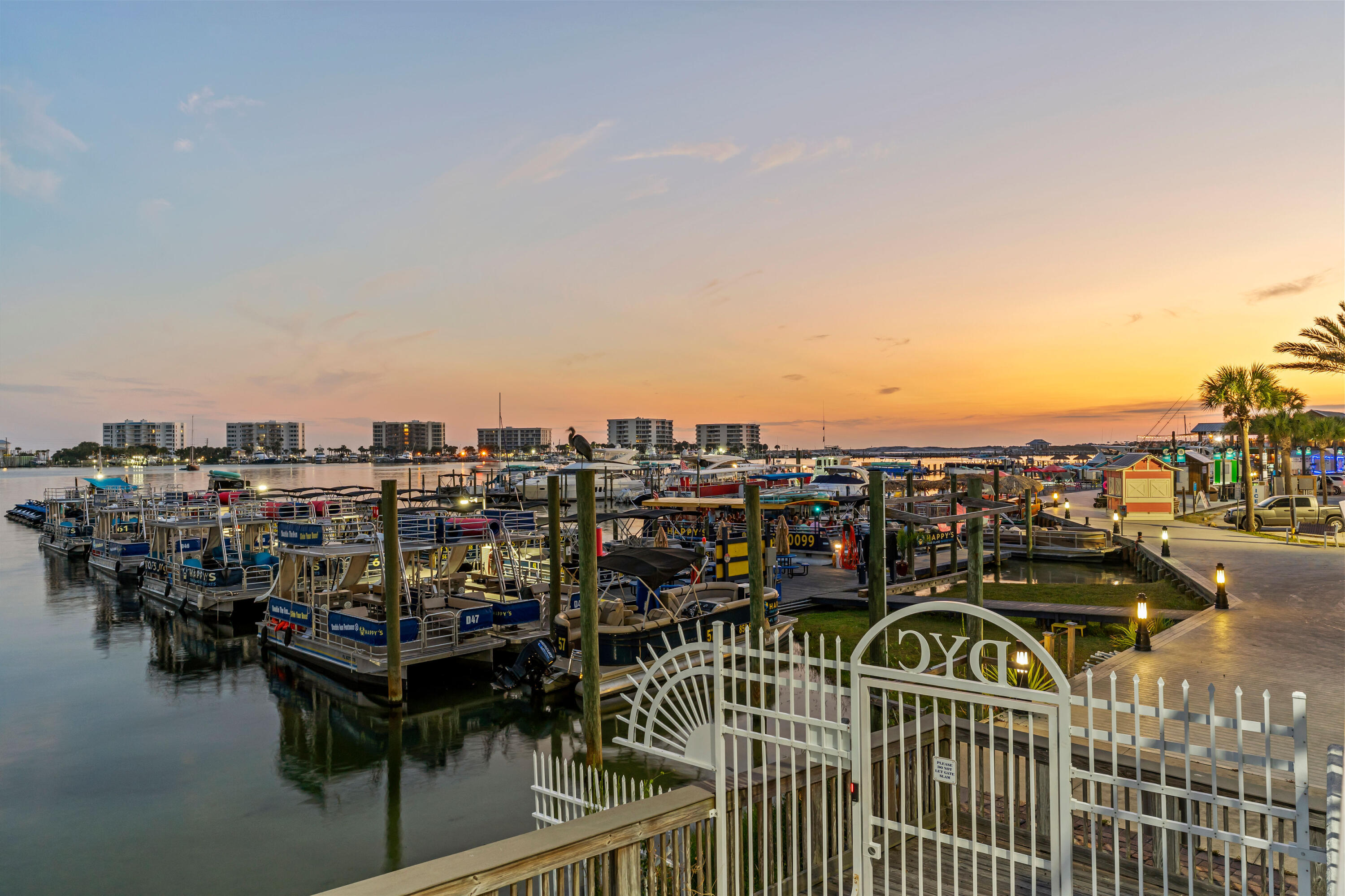 DESTIN YACHT CLUB - Residential
