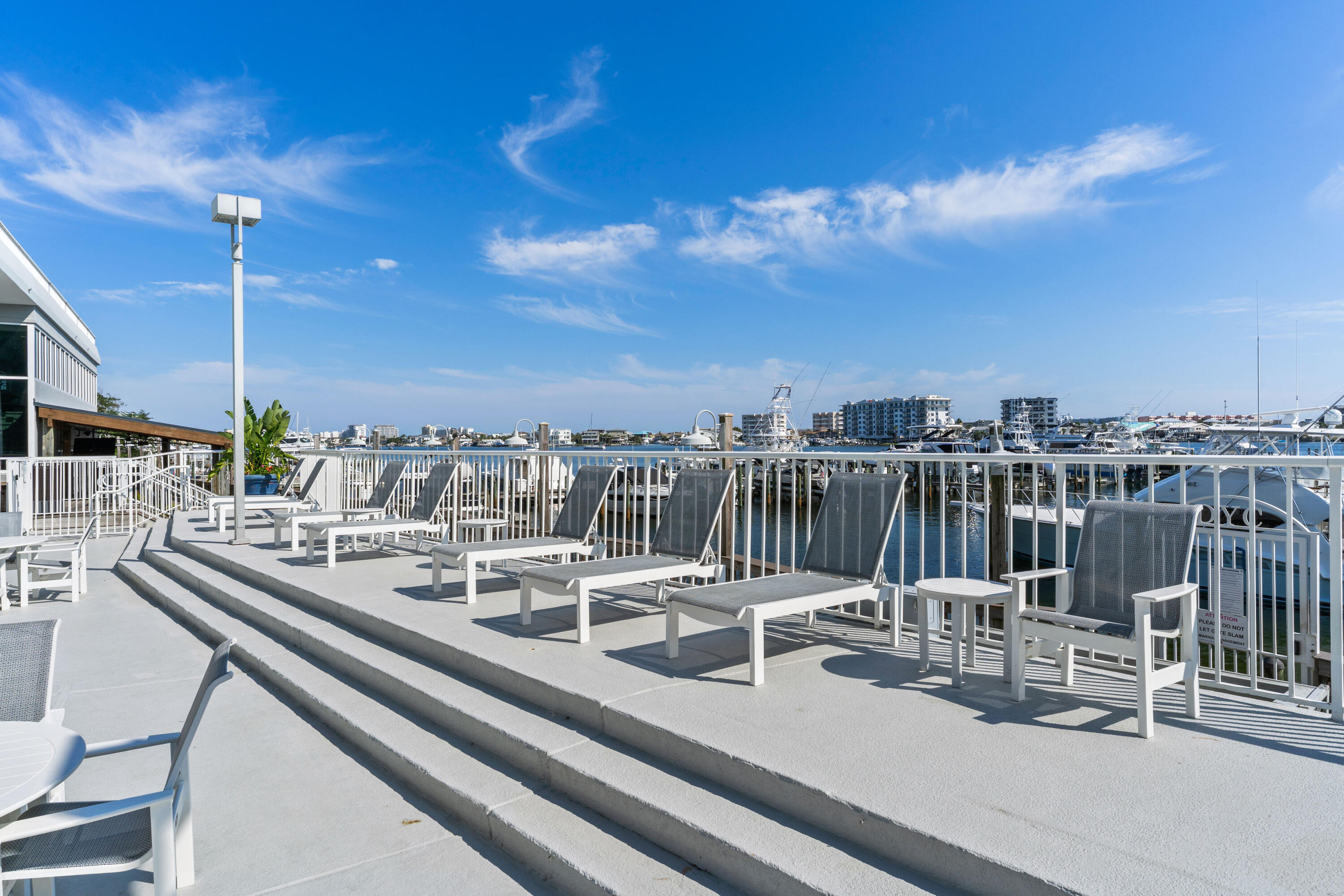 DESTIN YACHT CLUB - Residential