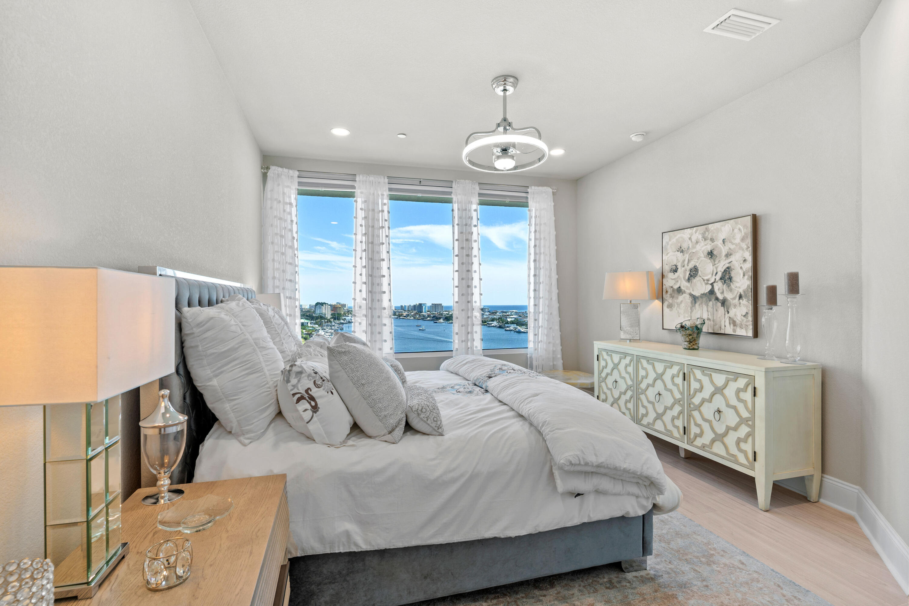 DESTIN YACHT CLUB - Residential
