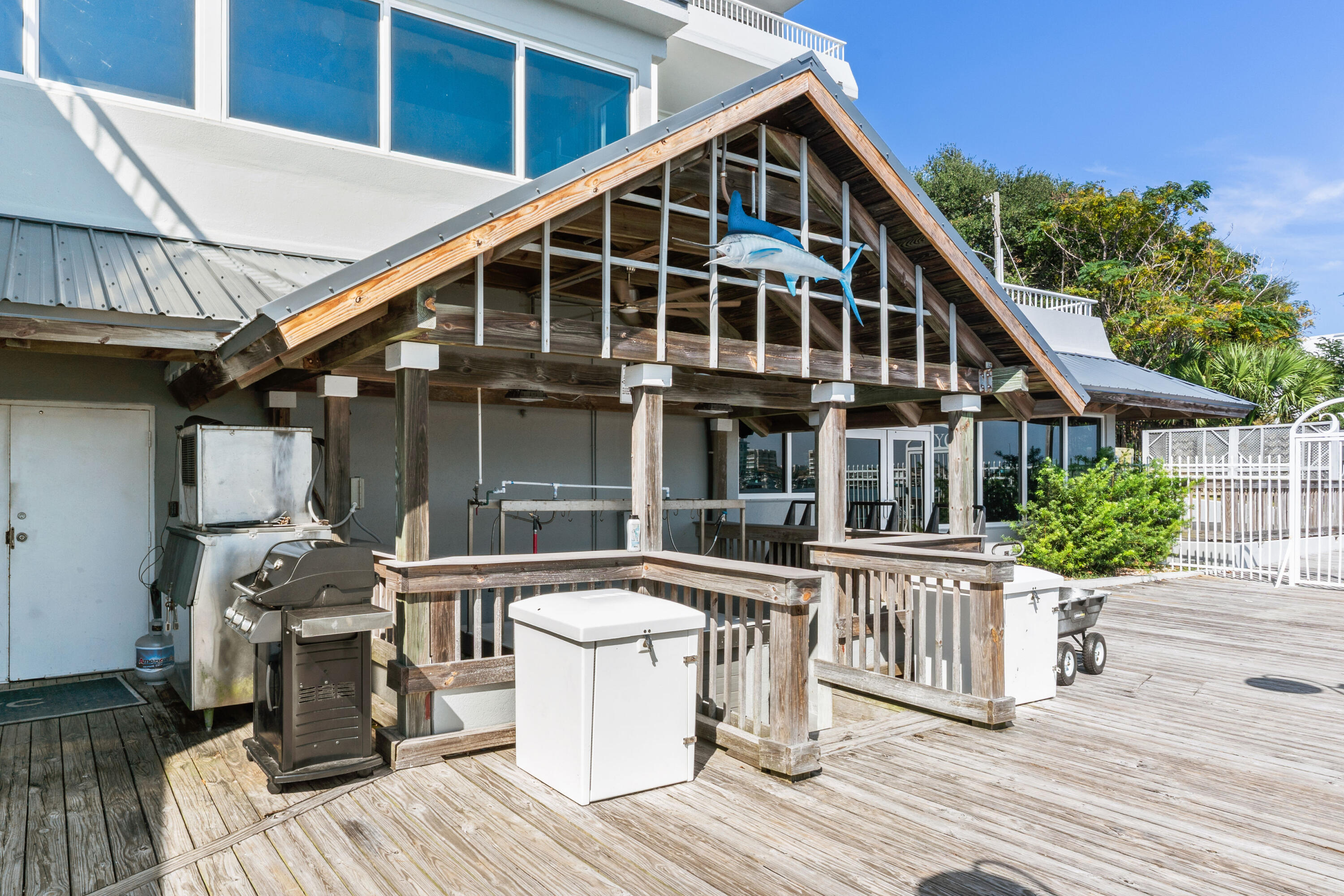 DESTIN YACHT CLUB - Residential