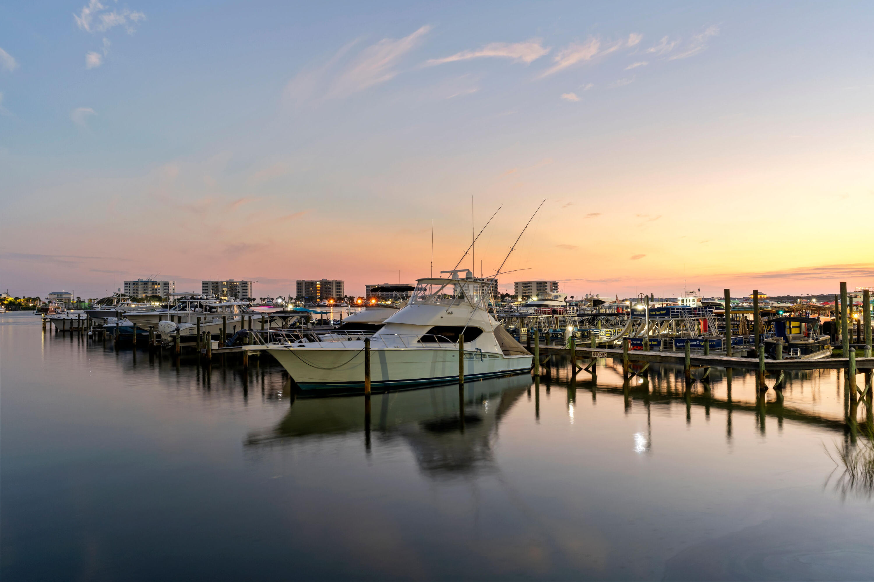 DESTIN YACHT CLUB - Residential