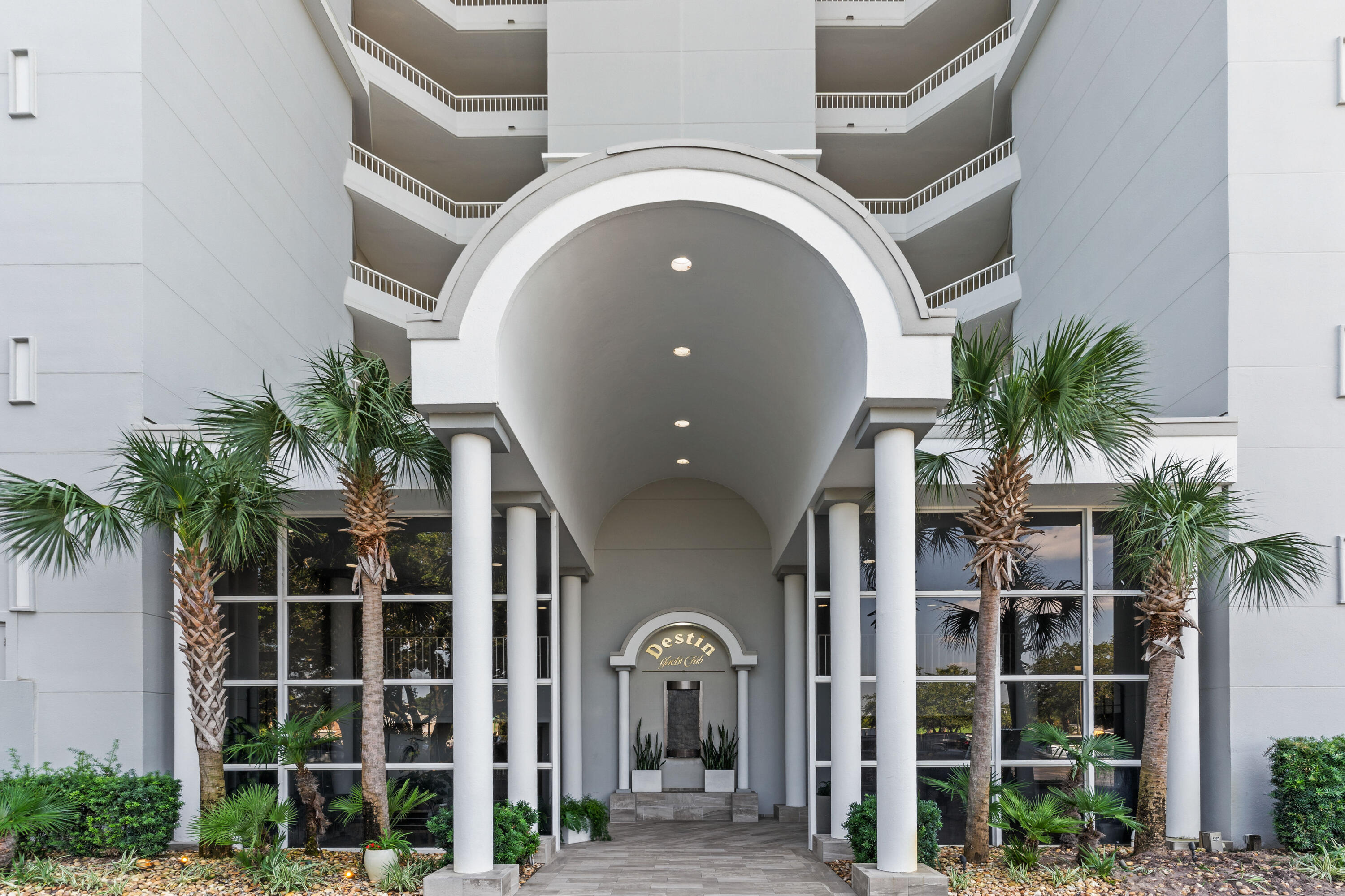 DESTIN YACHT CLUB - Residential