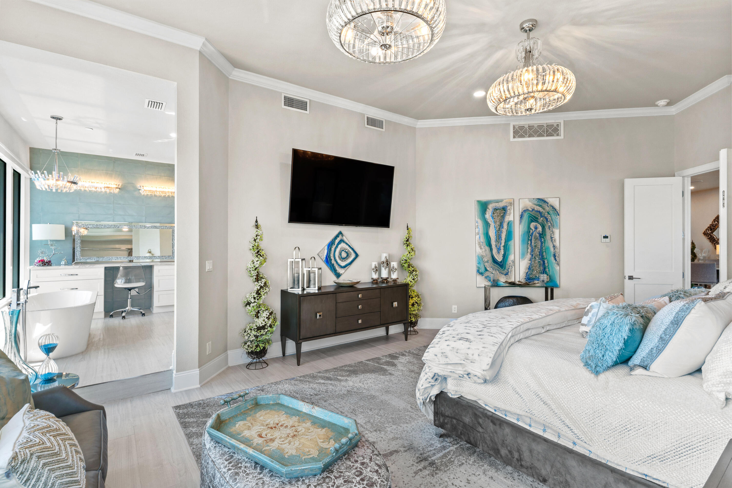 DESTIN YACHT CLUB - Residential