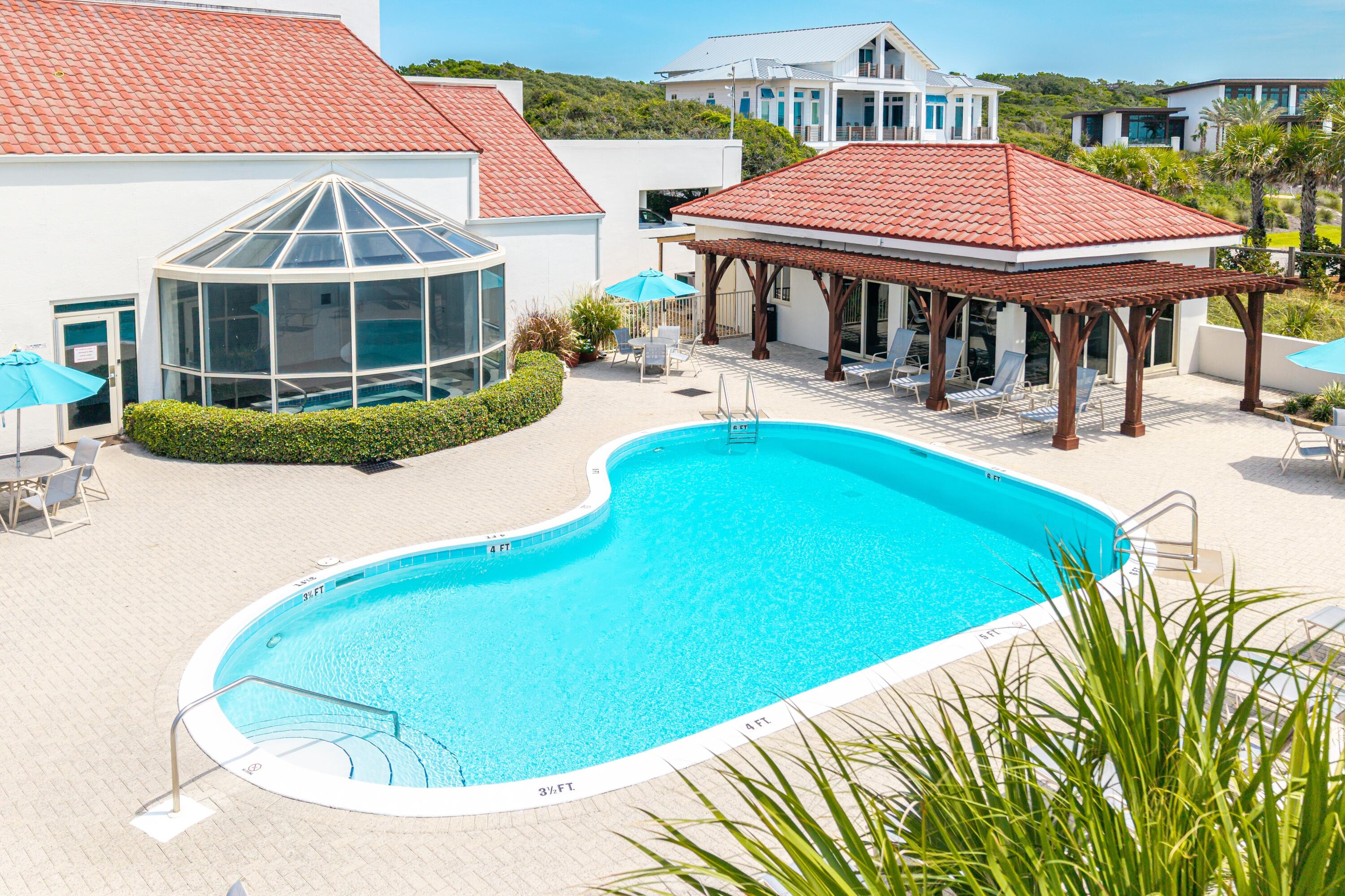 TOPS'L BEACH MANOR - Residential