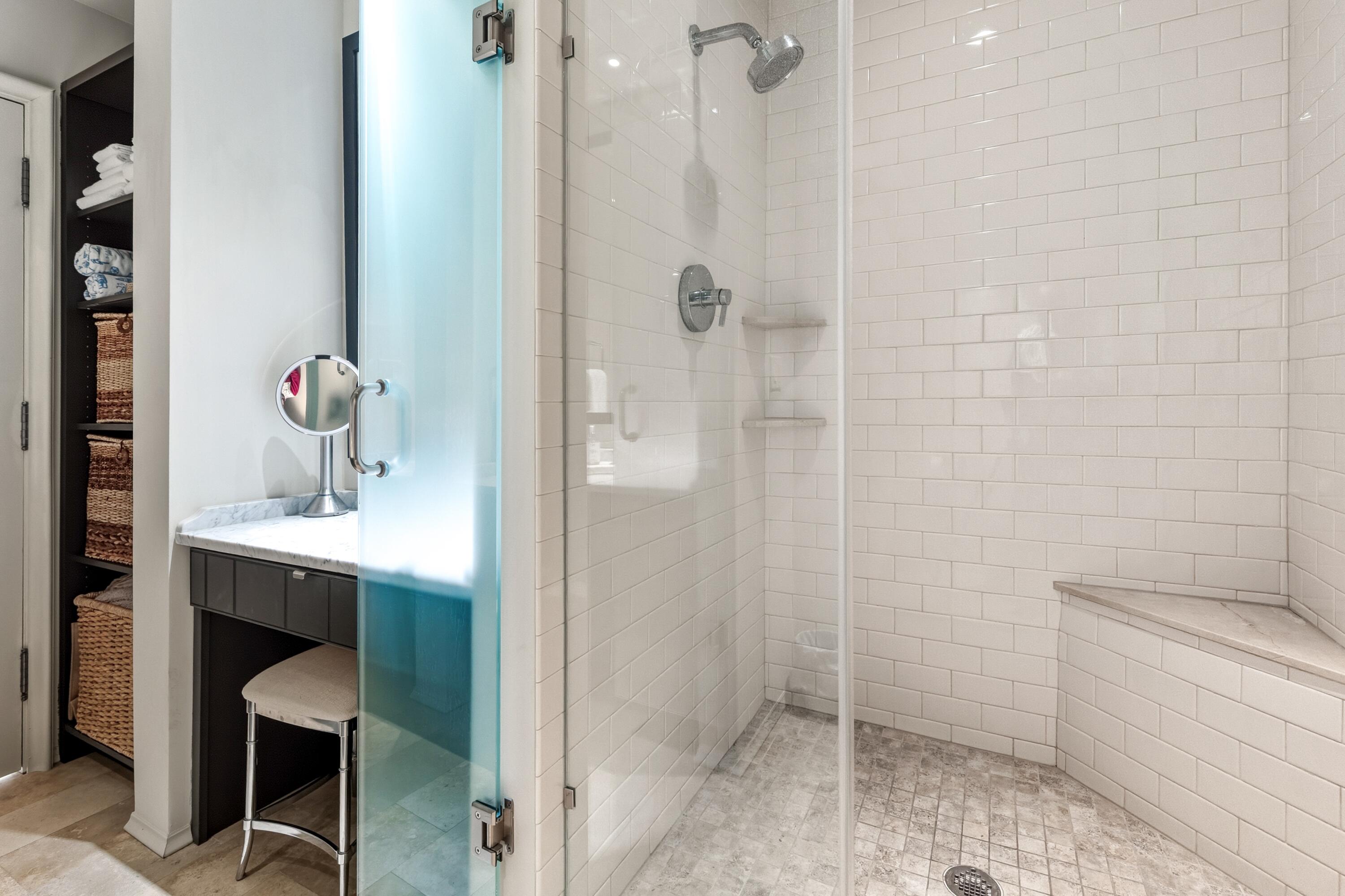 TOPS'L BEACH MANOR - Residential