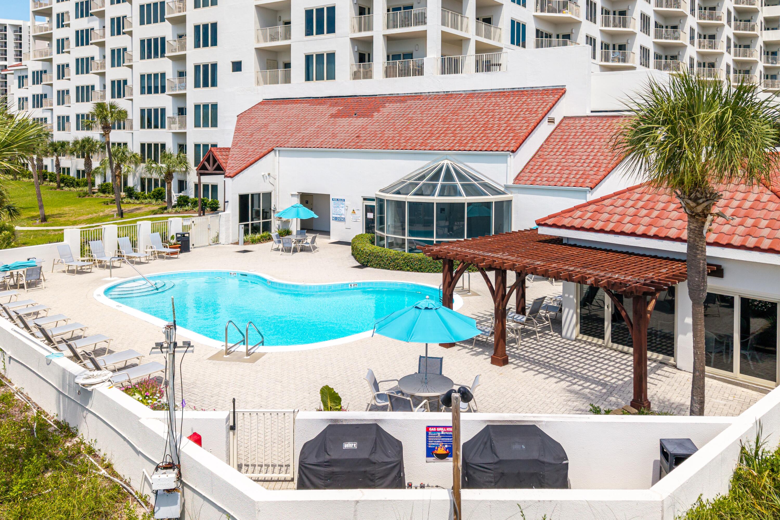 TOPS'L BEACH MANOR - Residential