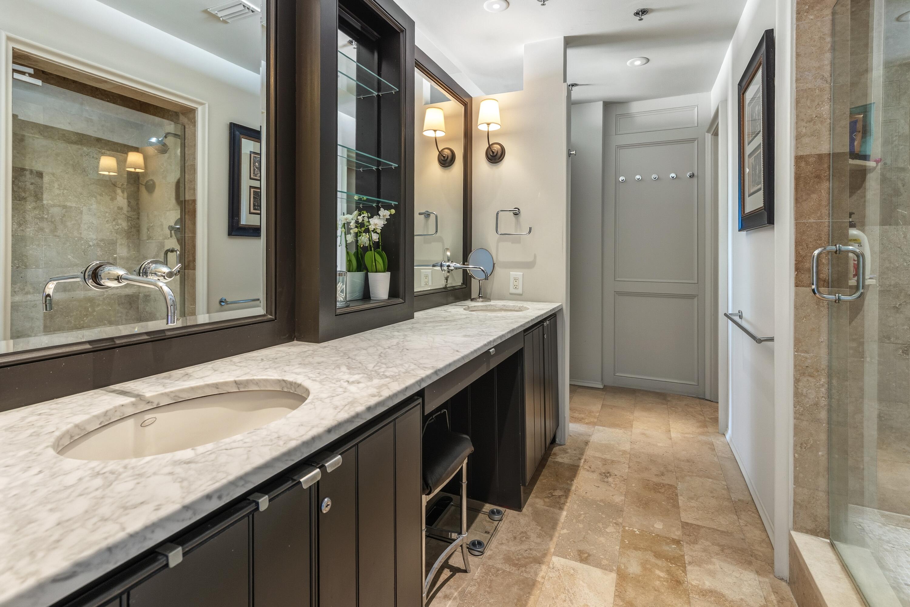 TOPS'L BEACH MANOR - Residential