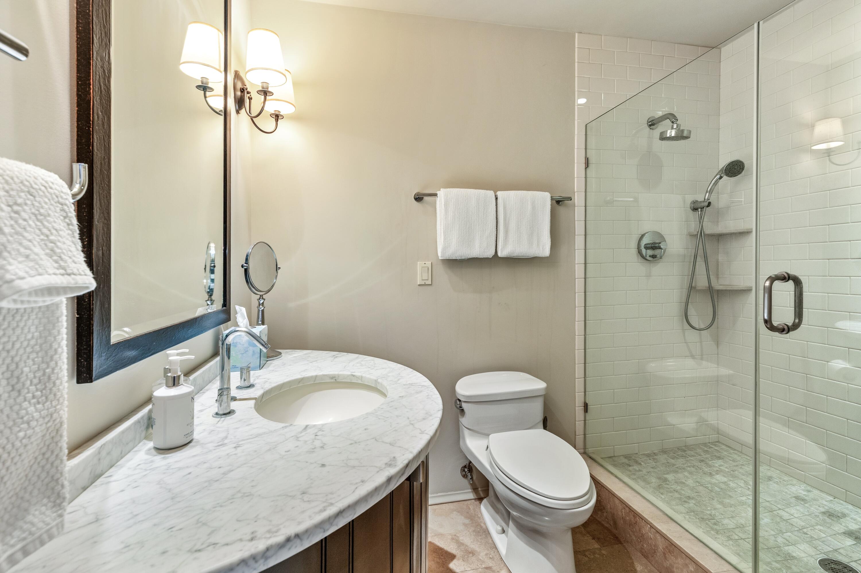 TOPS'L BEACH MANOR - Residential