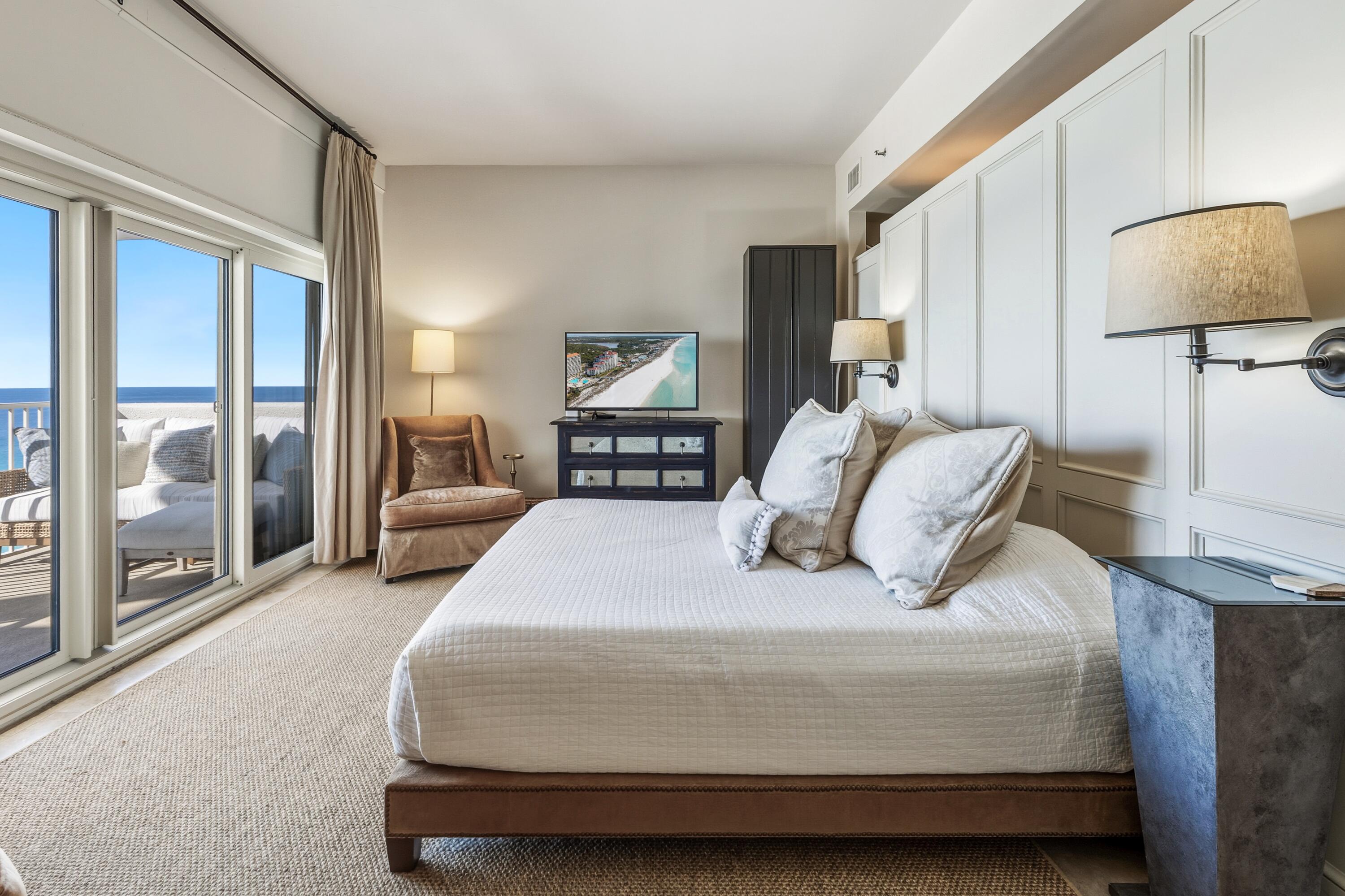 TOPS'L BEACH MANOR - Residential