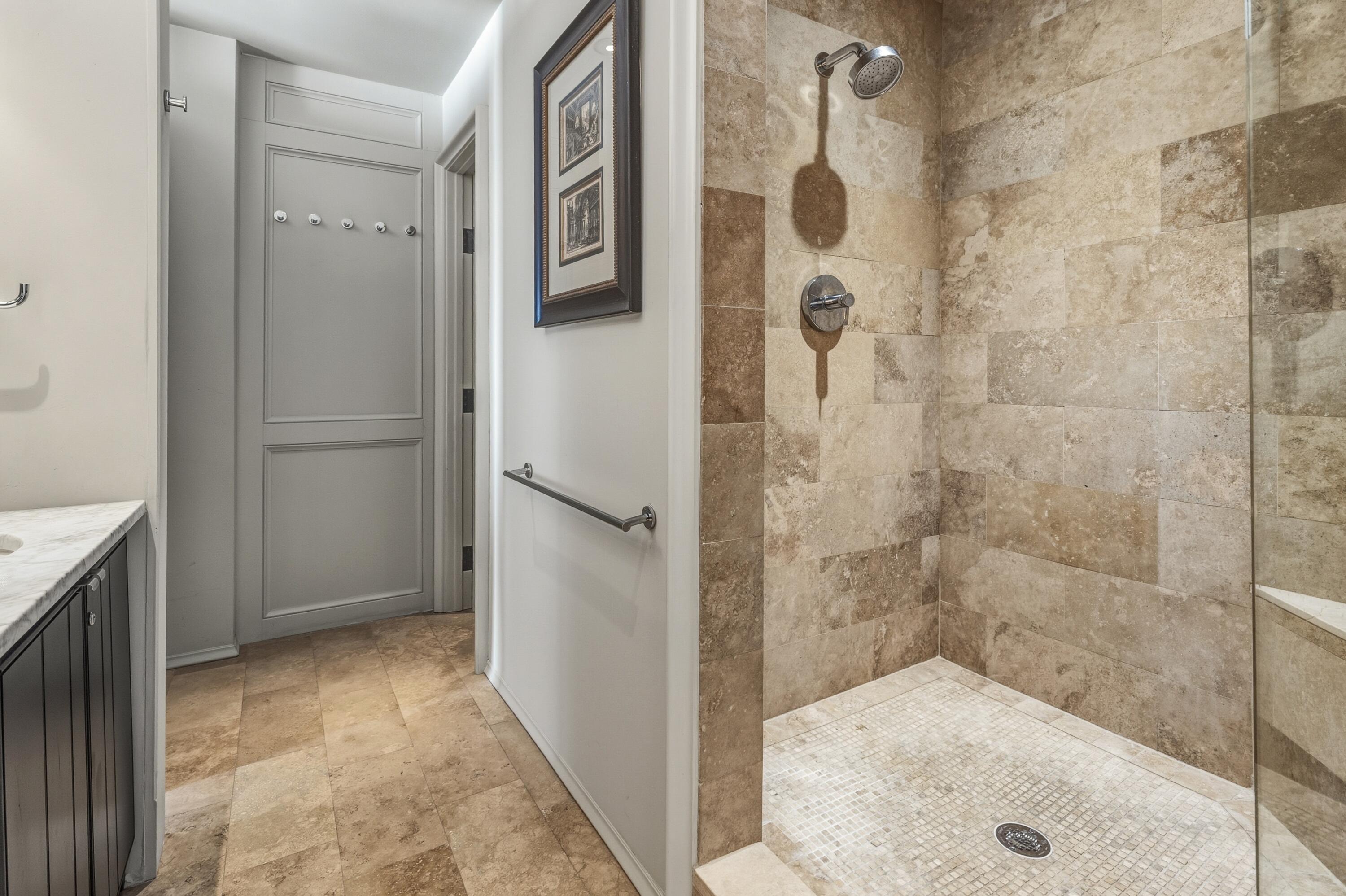 TOPS'L BEACH MANOR - Residential